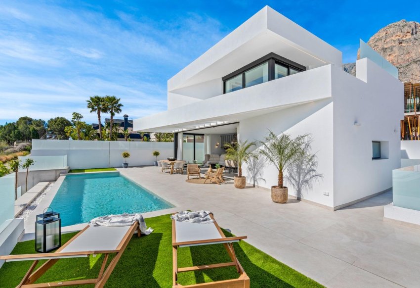 Obra nueva - Villa -
Polop - Urbanizaciones