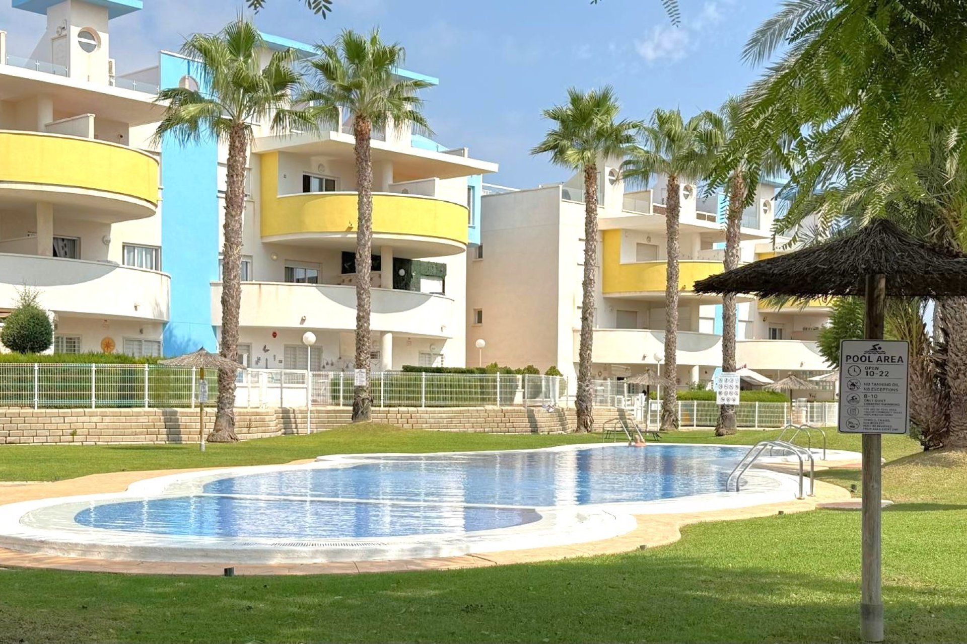 Resale - Apartament -
Orihuela Costa - Villamartín