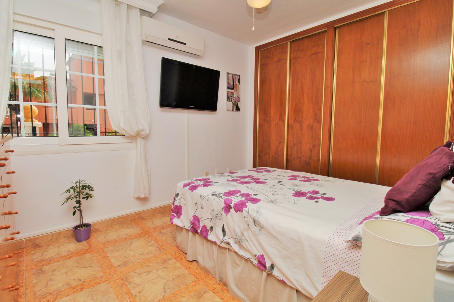 Resale - Apartament -
Villamartín - PAU 8