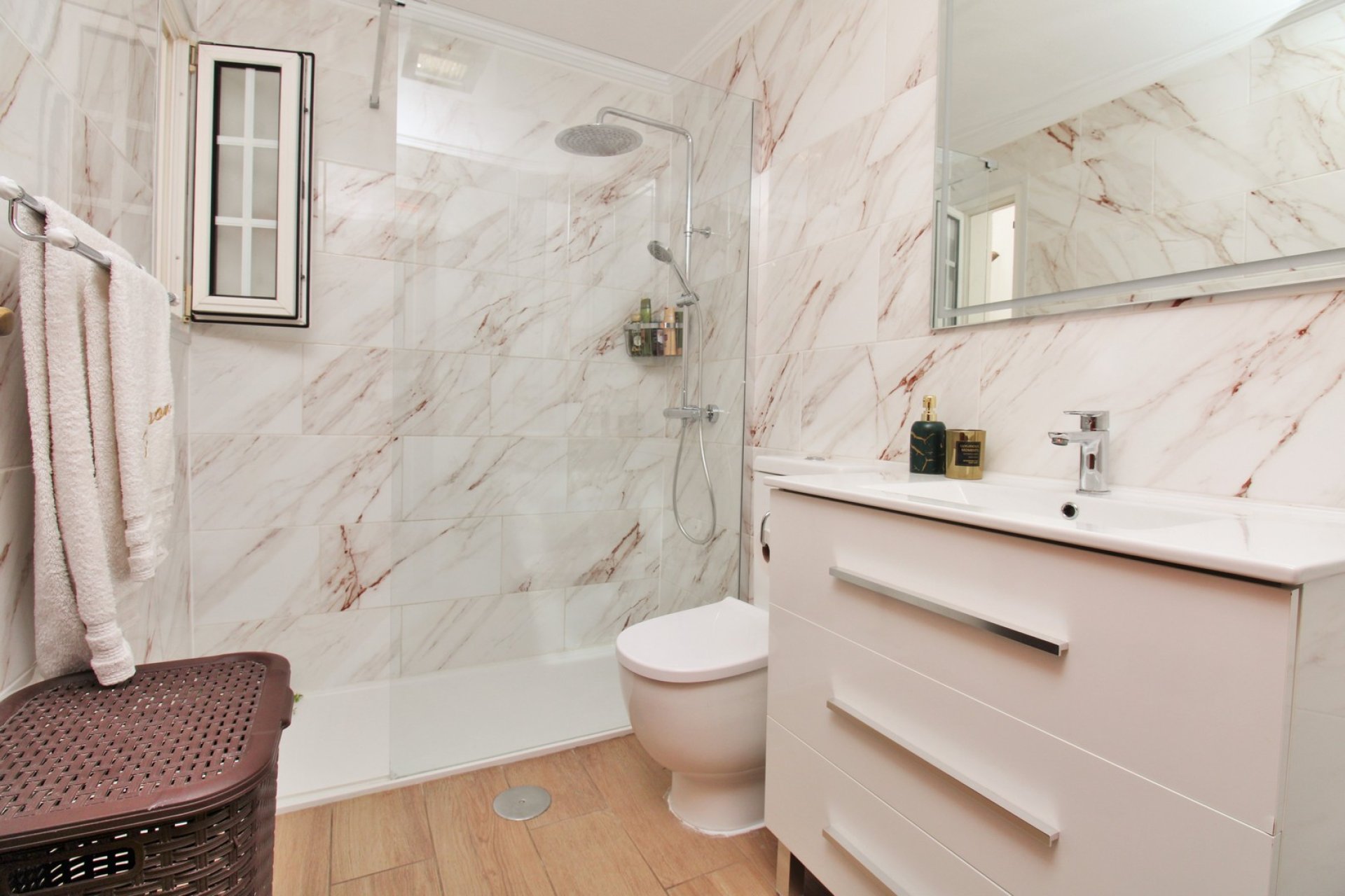 Resale - Apartament -
Villamartín - PAU 8
