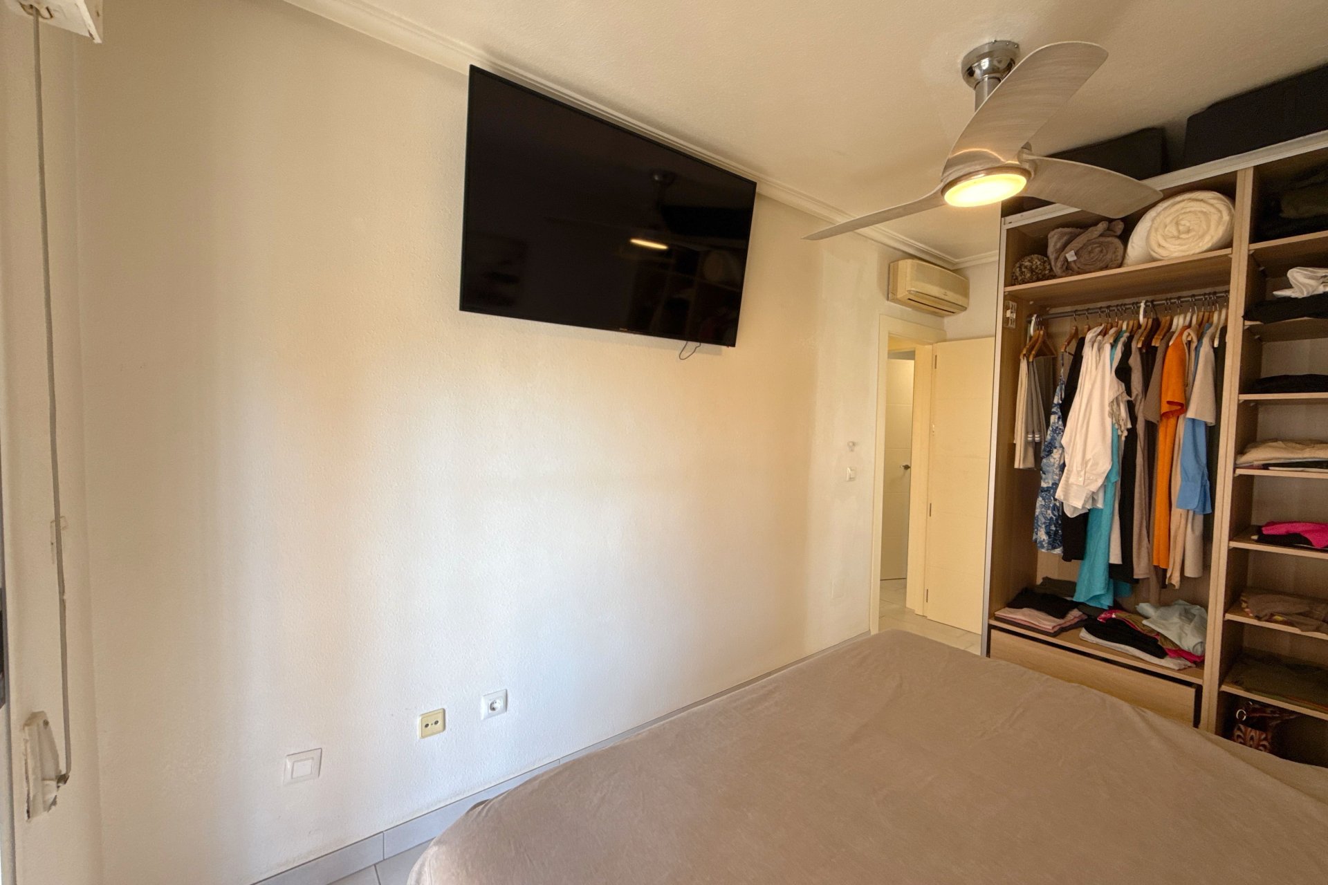 Resale - Apartamento -
Cabo Roig