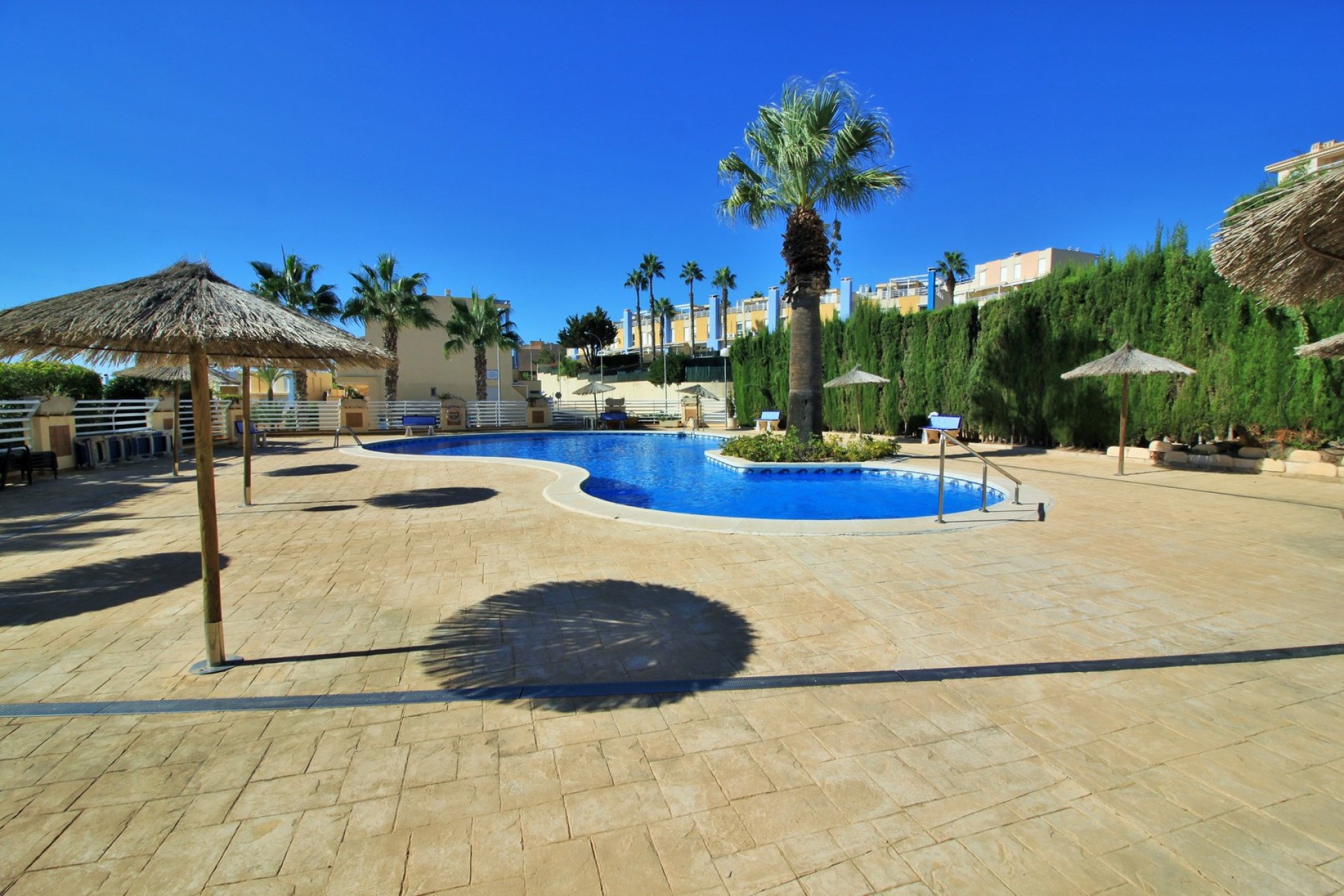 Resale - Apartment -
Cabo Roig