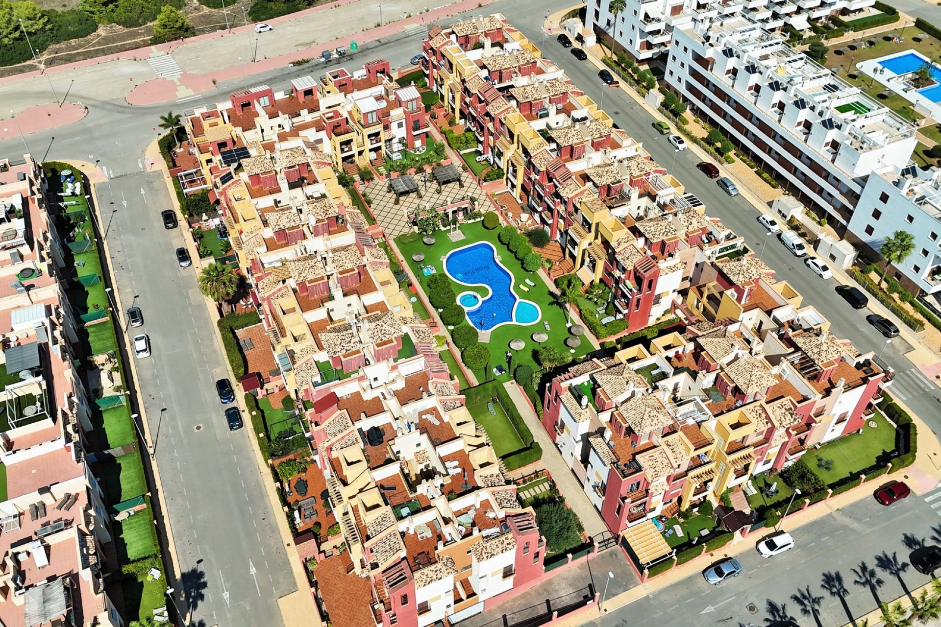 Resale - Apartment -
Cabo Roig
