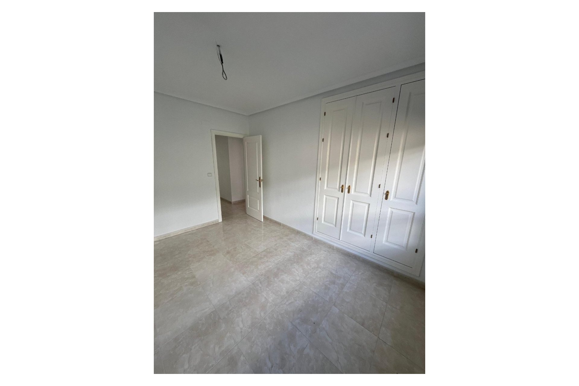 Resale - Apartment -
Campoamor