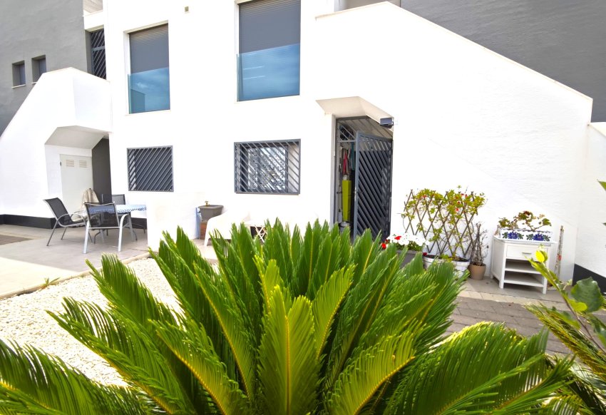 Resale - Apartment -
La Zenia