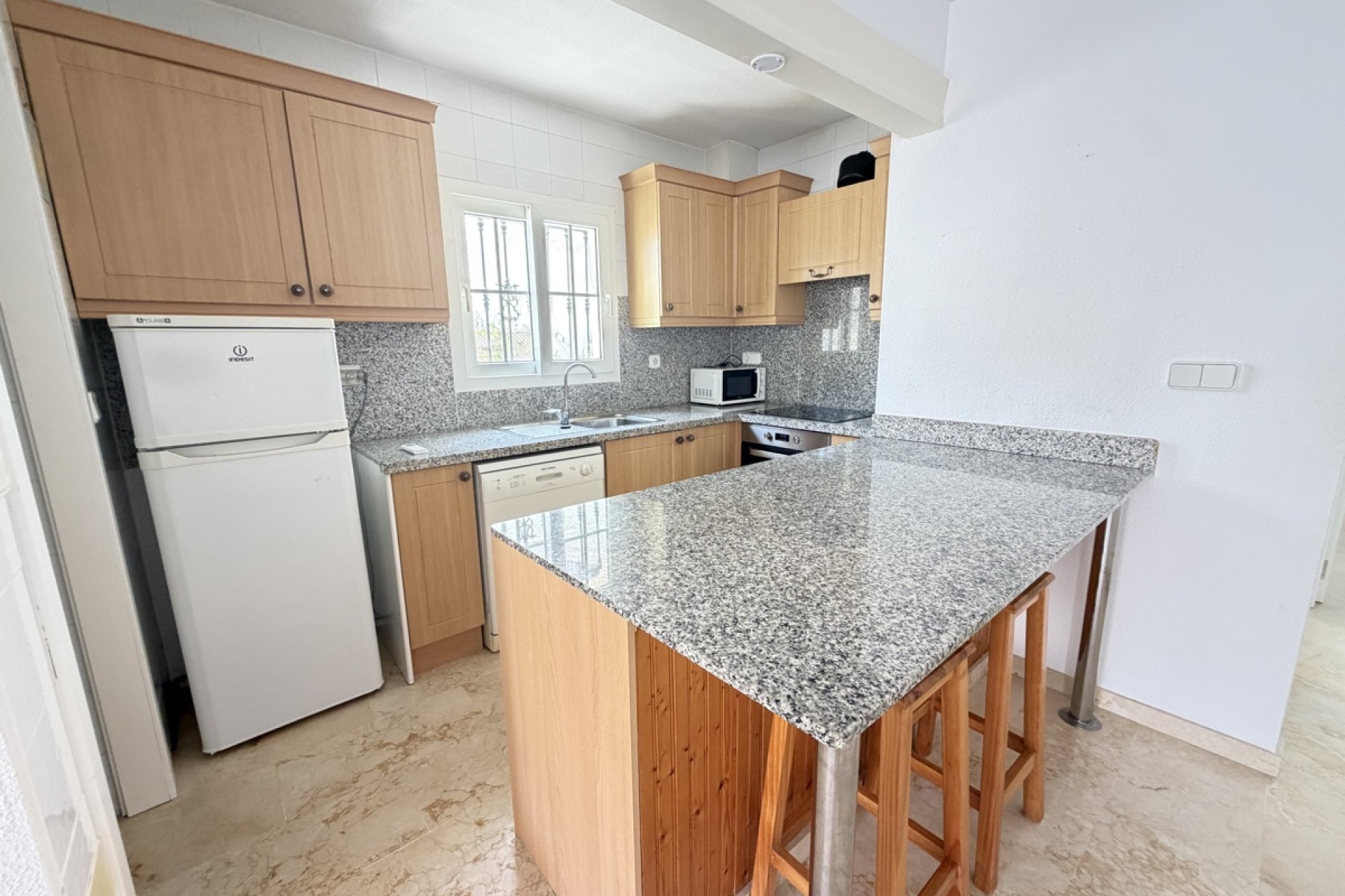 Resale - Apartment -
Las Ramblas Golf