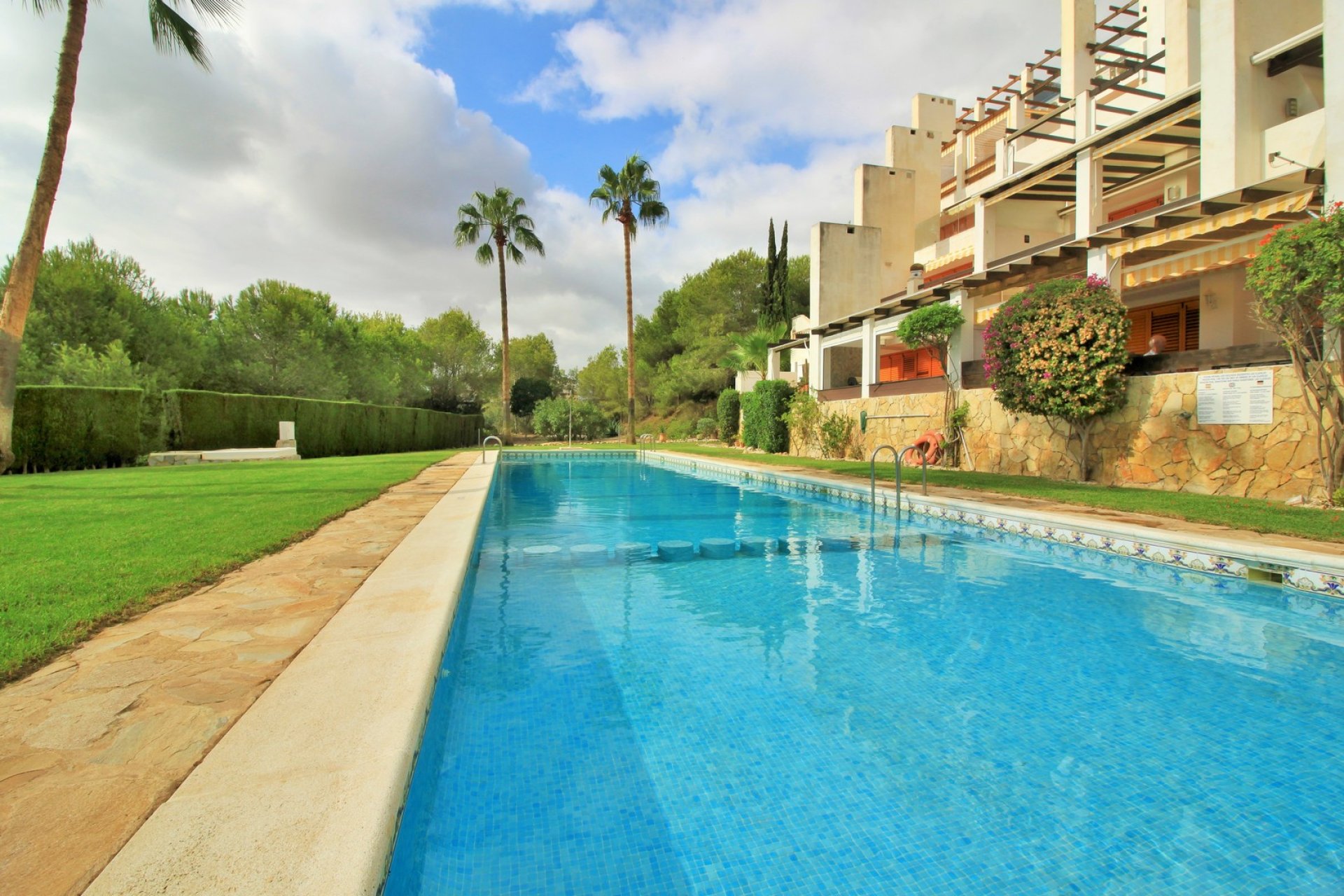 Resale - Apartment -
Las Ramblas
