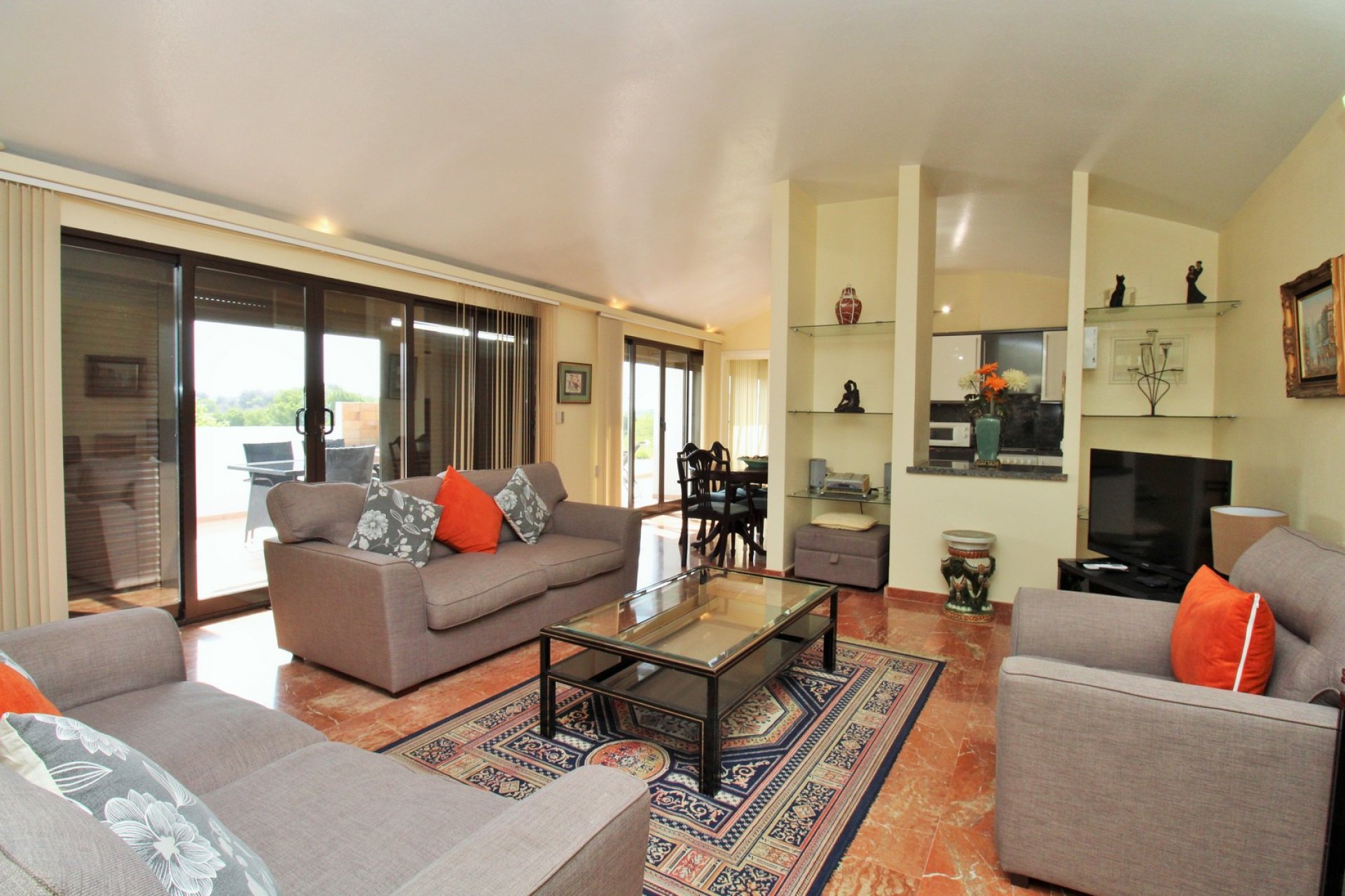 Resale - Apartment -
Las Ramblas