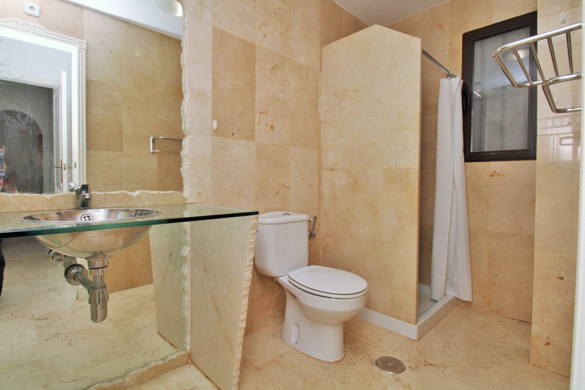 Resale - Apartment -
Las Ramblas
