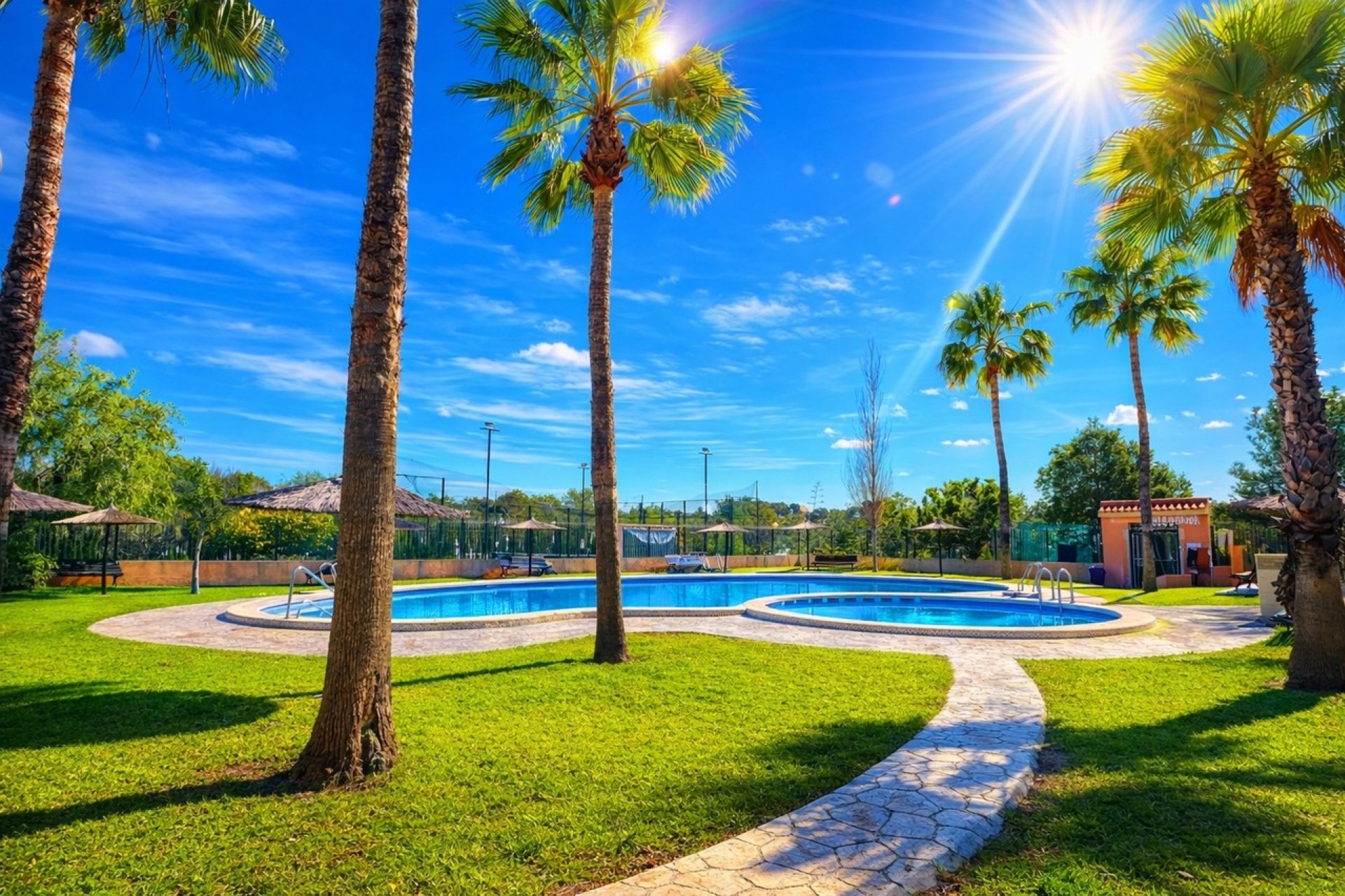Resale - Apartment -
Los Altos - Dream Hills