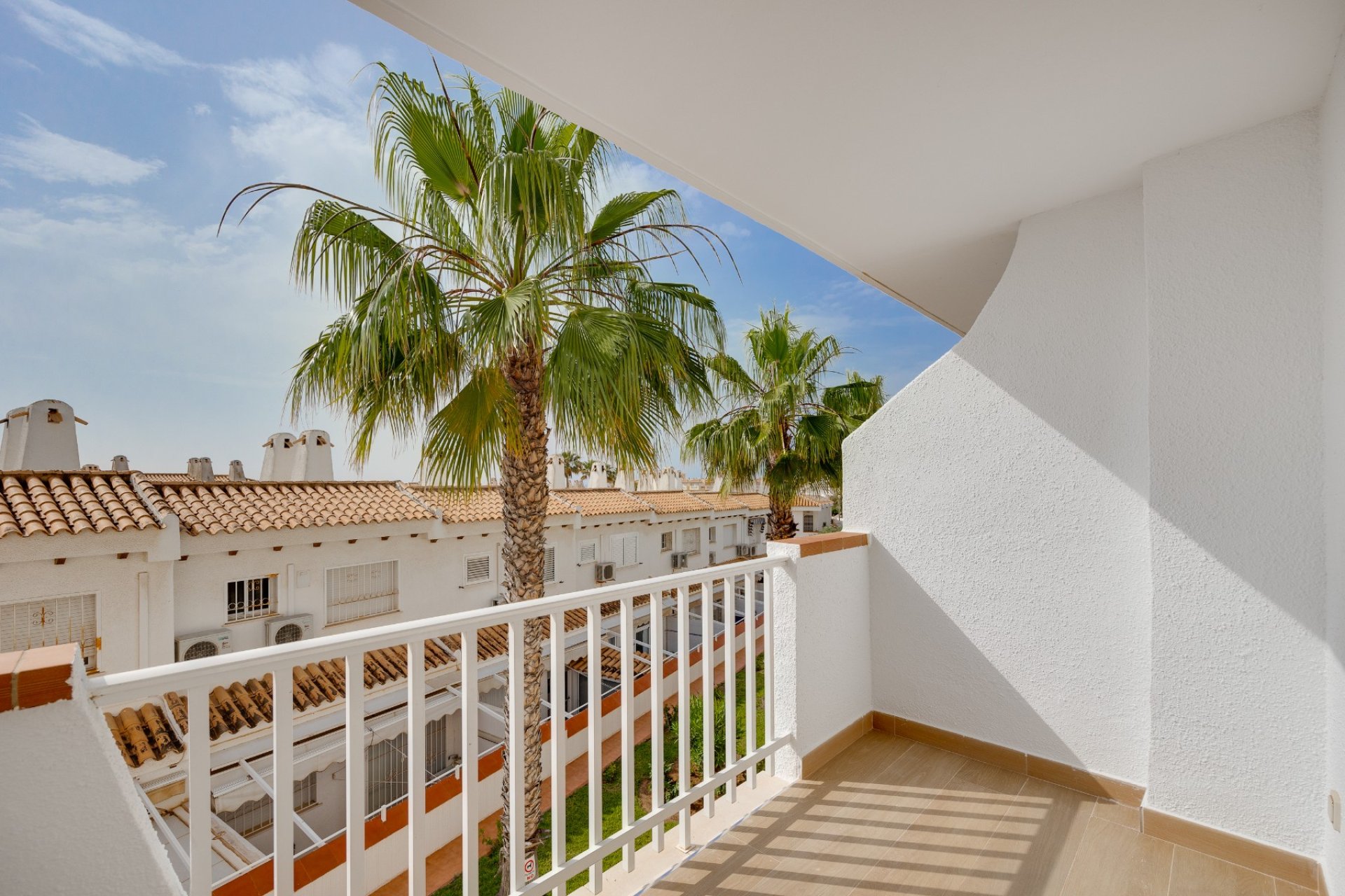 Resale - Apartment -
Orihuela Costa - Dehesa de campoamor
