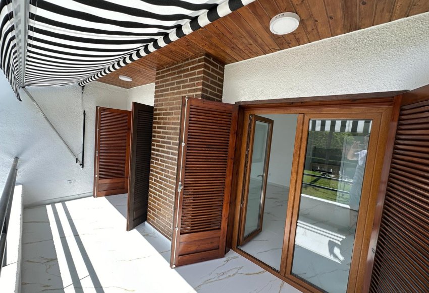 Resale - Apartment -
Orihuela Costa - Villamartín