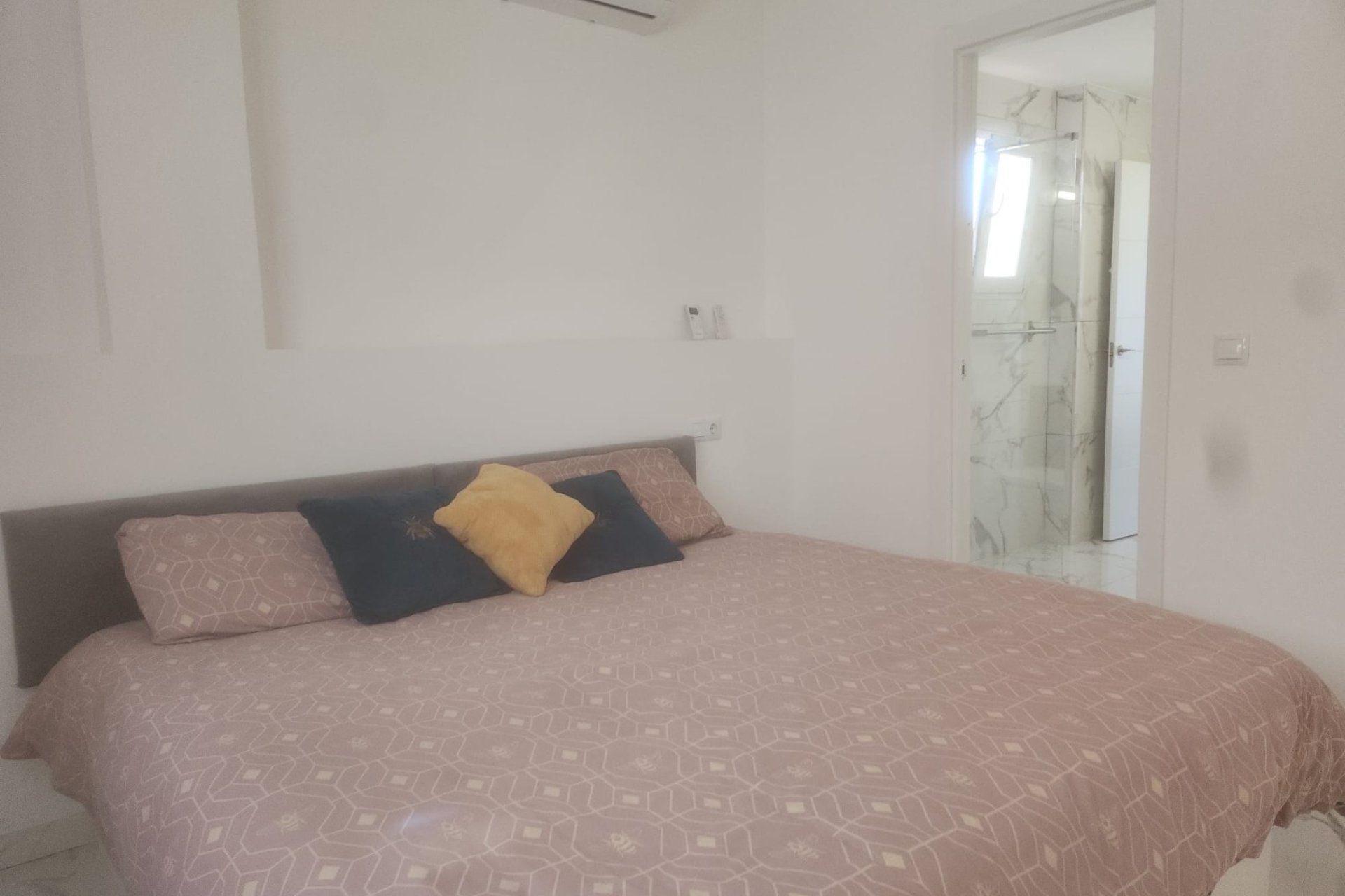 Resale - Apartment -
Orihuela Costa - Villamartín