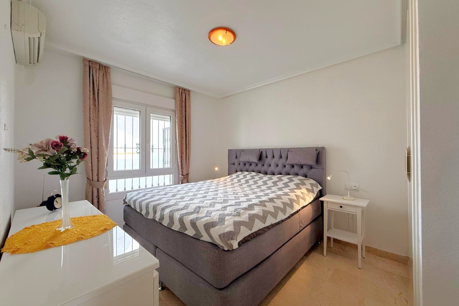 Resale - Apartment -
Orihuela Costa - Villamartín