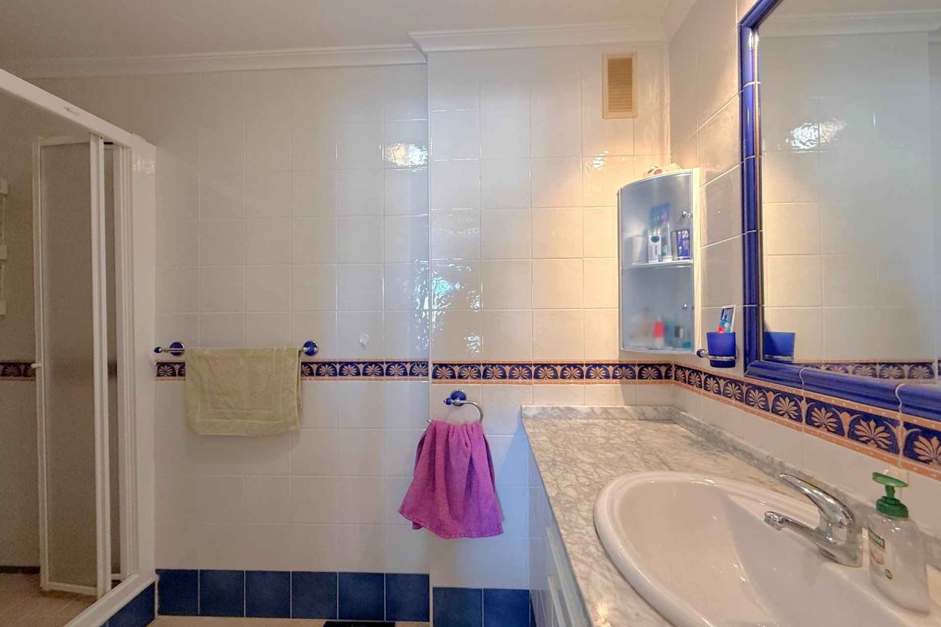 Resale - Apartment -
Orihuela Costa - Villamartín