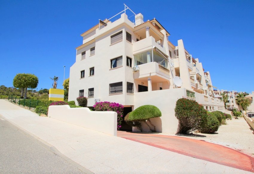 Resale - Apartment -
Orihuela Costa