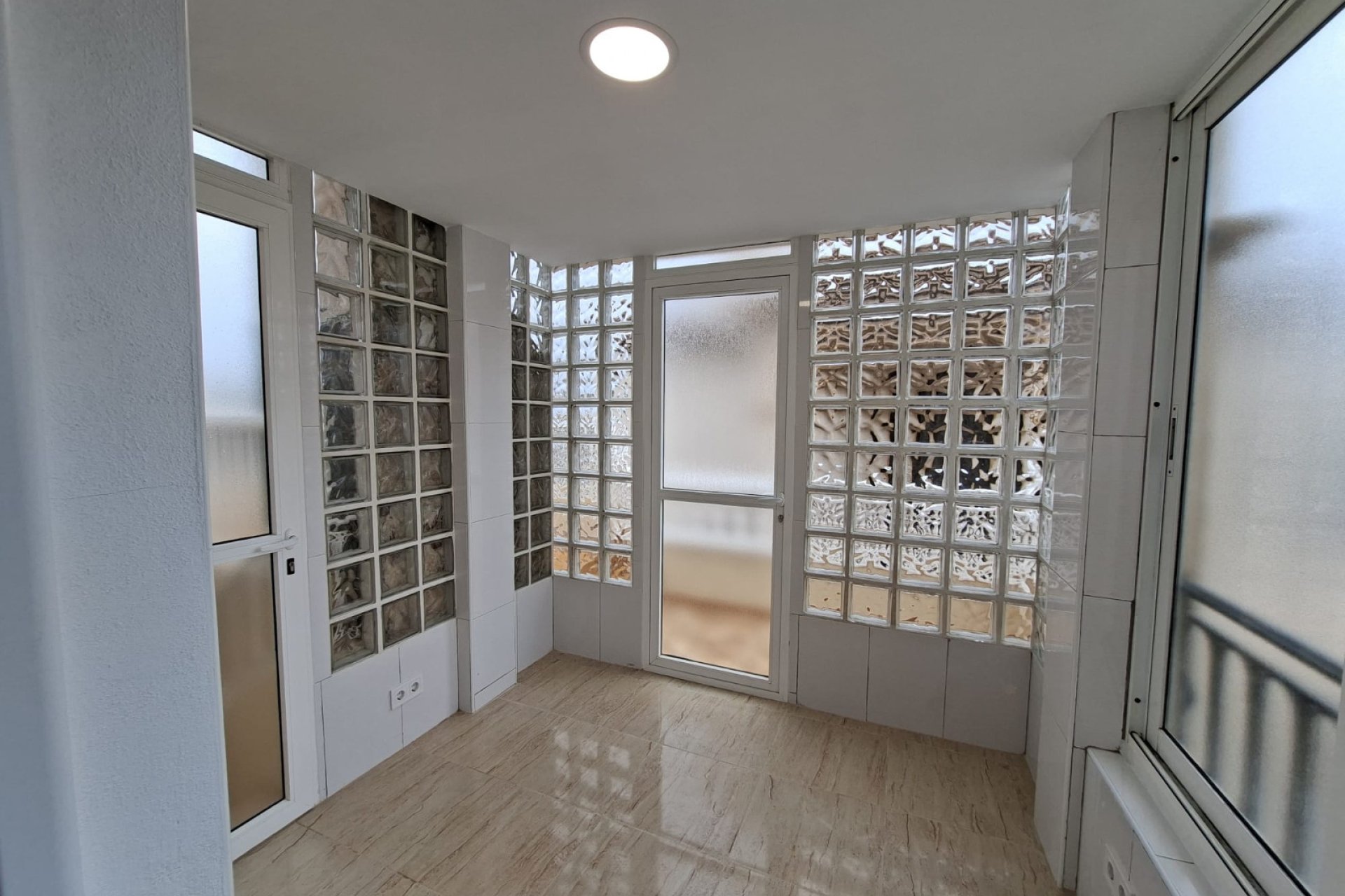 Resale - Apartment -
Playa Flamenca - Res. San Antonio