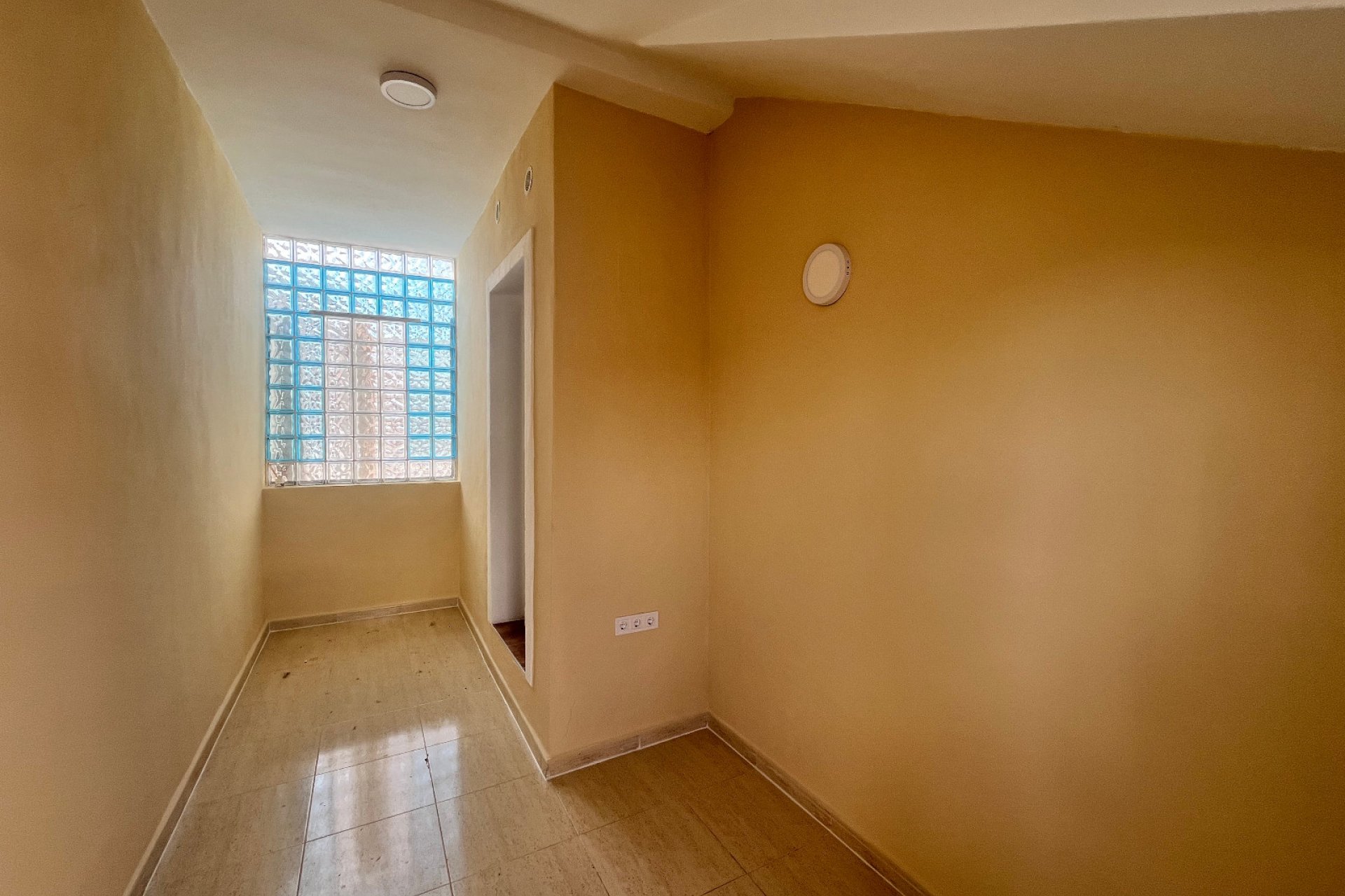Resale - Apartment -
Playa Flamenca - Res. San Antonio