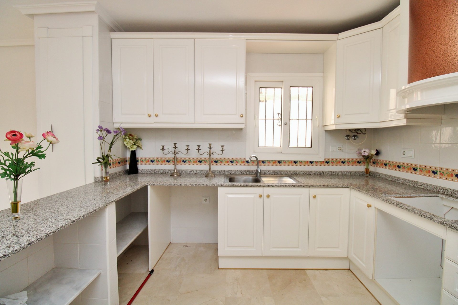 Resale - Apartment -
Playa Flamenca