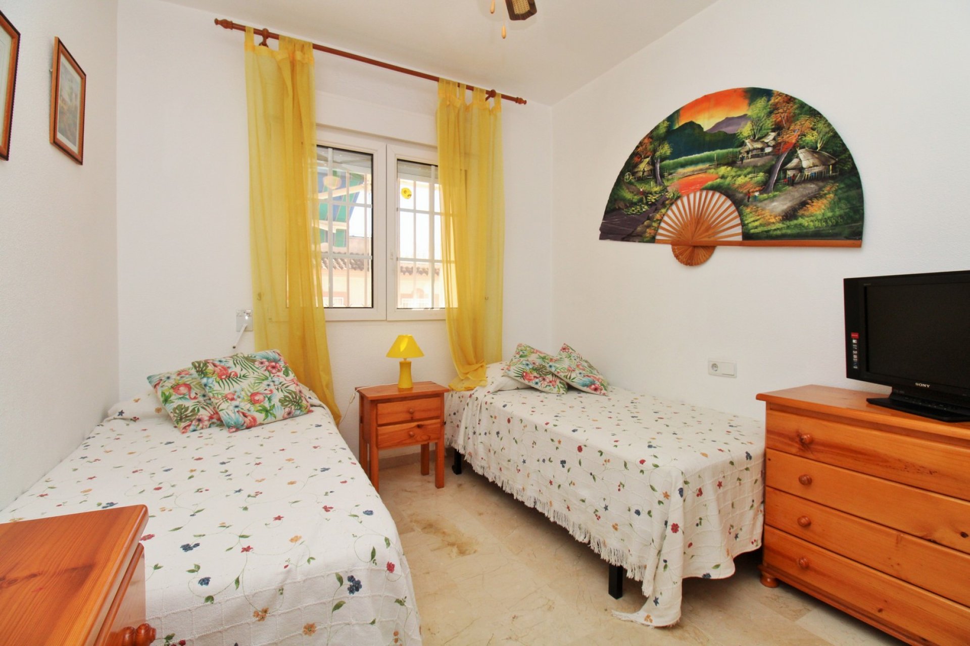 Resale - Apartment -
Playa Flamenca