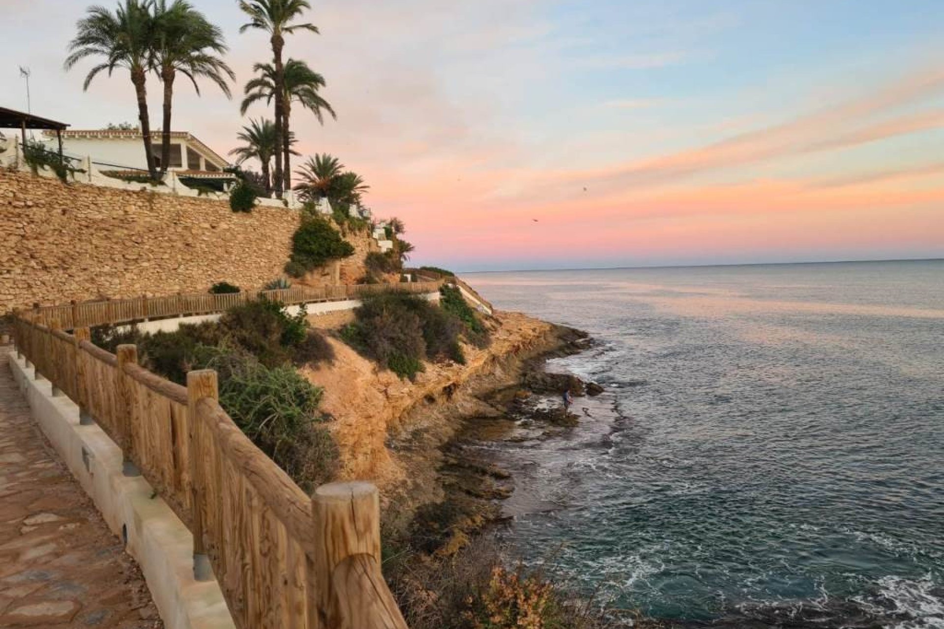 Resale - Apartment -
Playa Flamenca