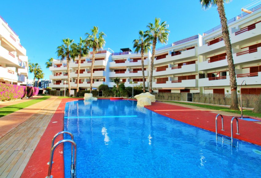 Resale - Apartment -
Playa Flamenca