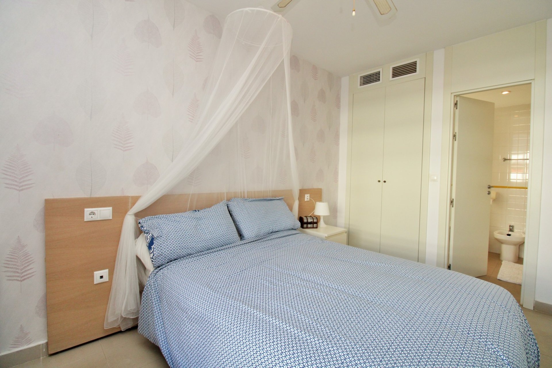 Resale - Apartment -
Playa Flamenca