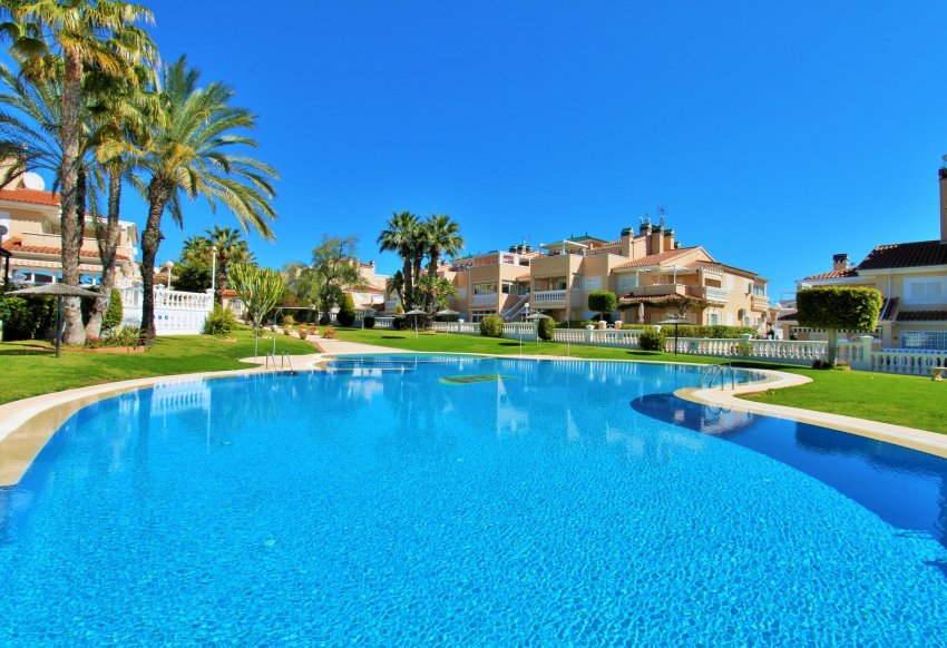 Resale - Apartment -
Playa Flamenca