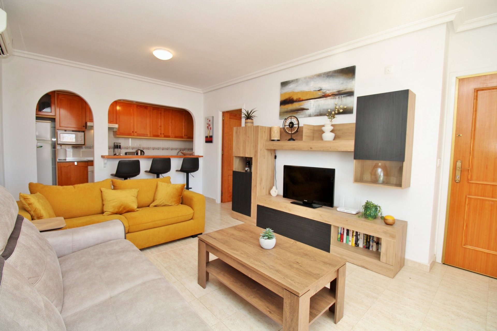Resale - Apartment -
Playa Flamenca