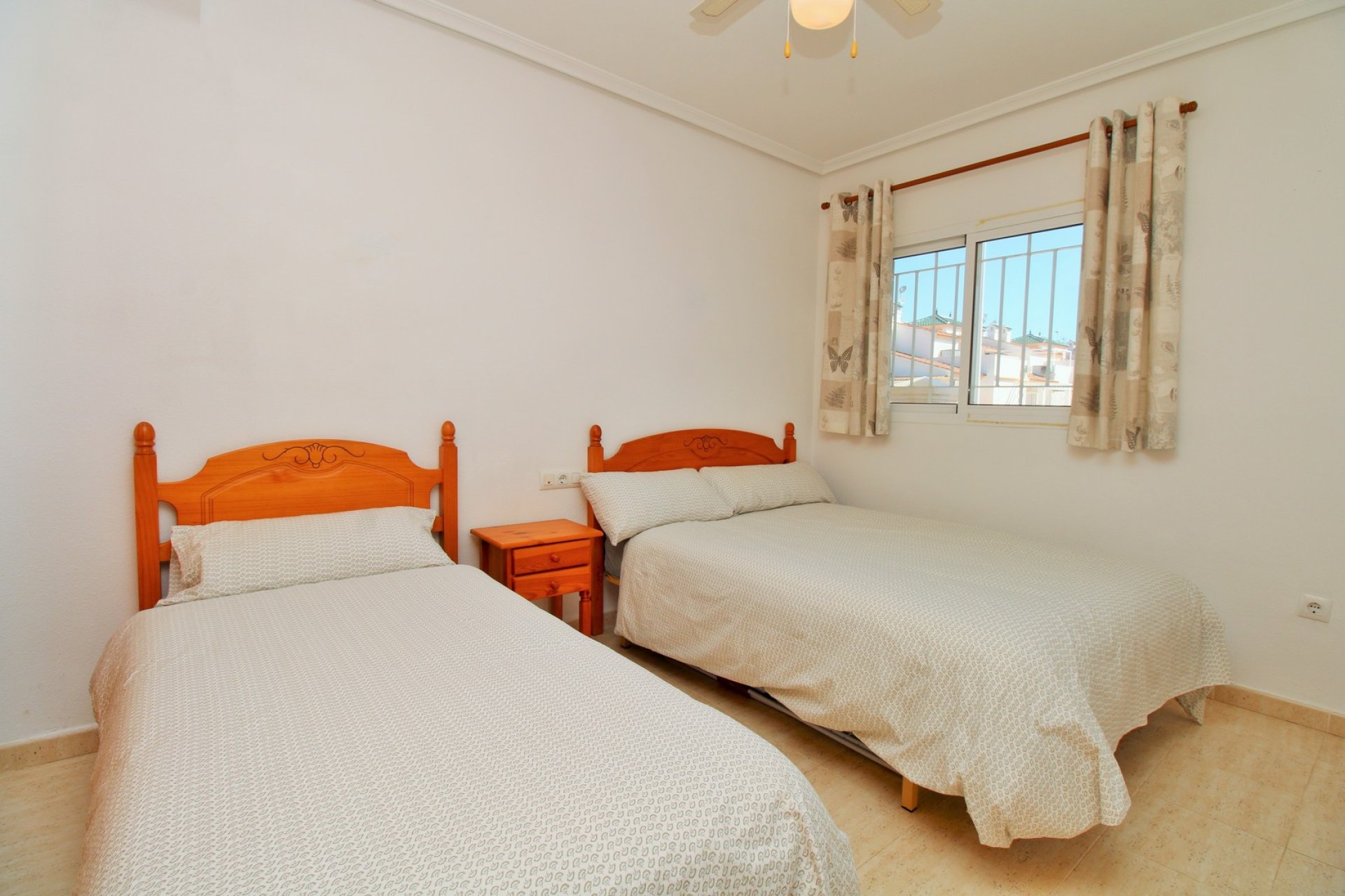 Resale - Apartment -
Playa Flamenca