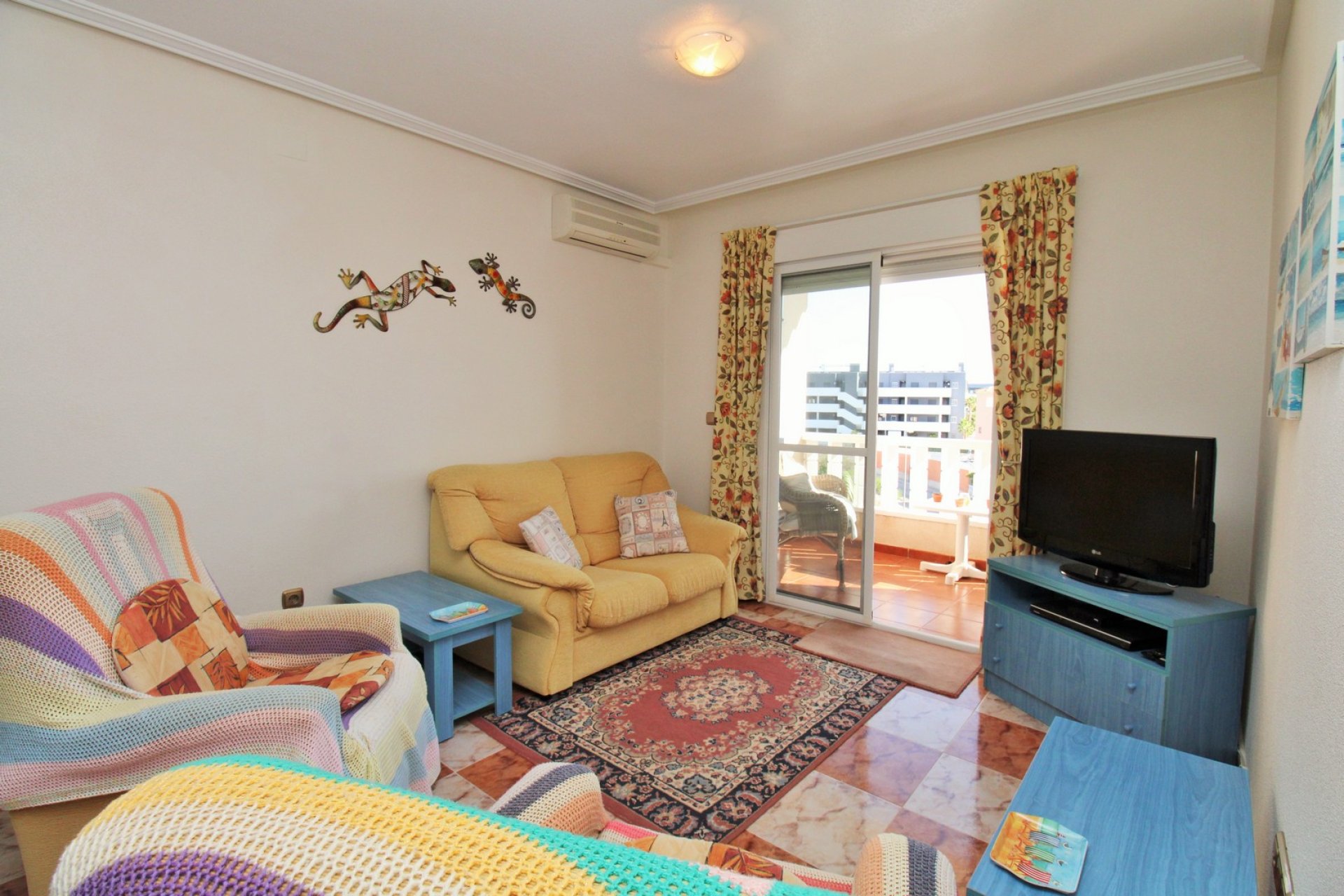 Resale - Apartment -
Playa Flamenca