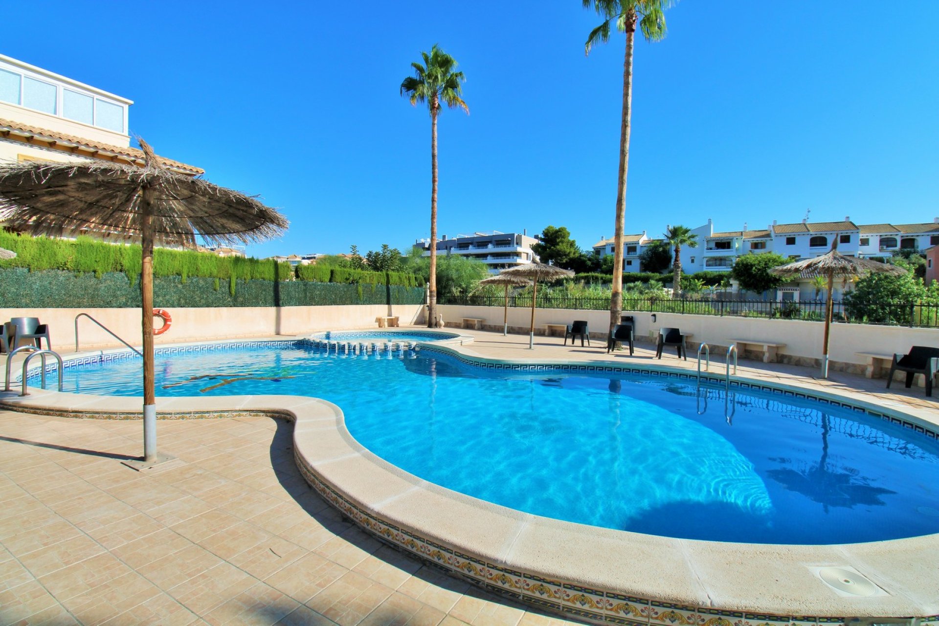 Resale - Apartment -
Playa Flamenca
