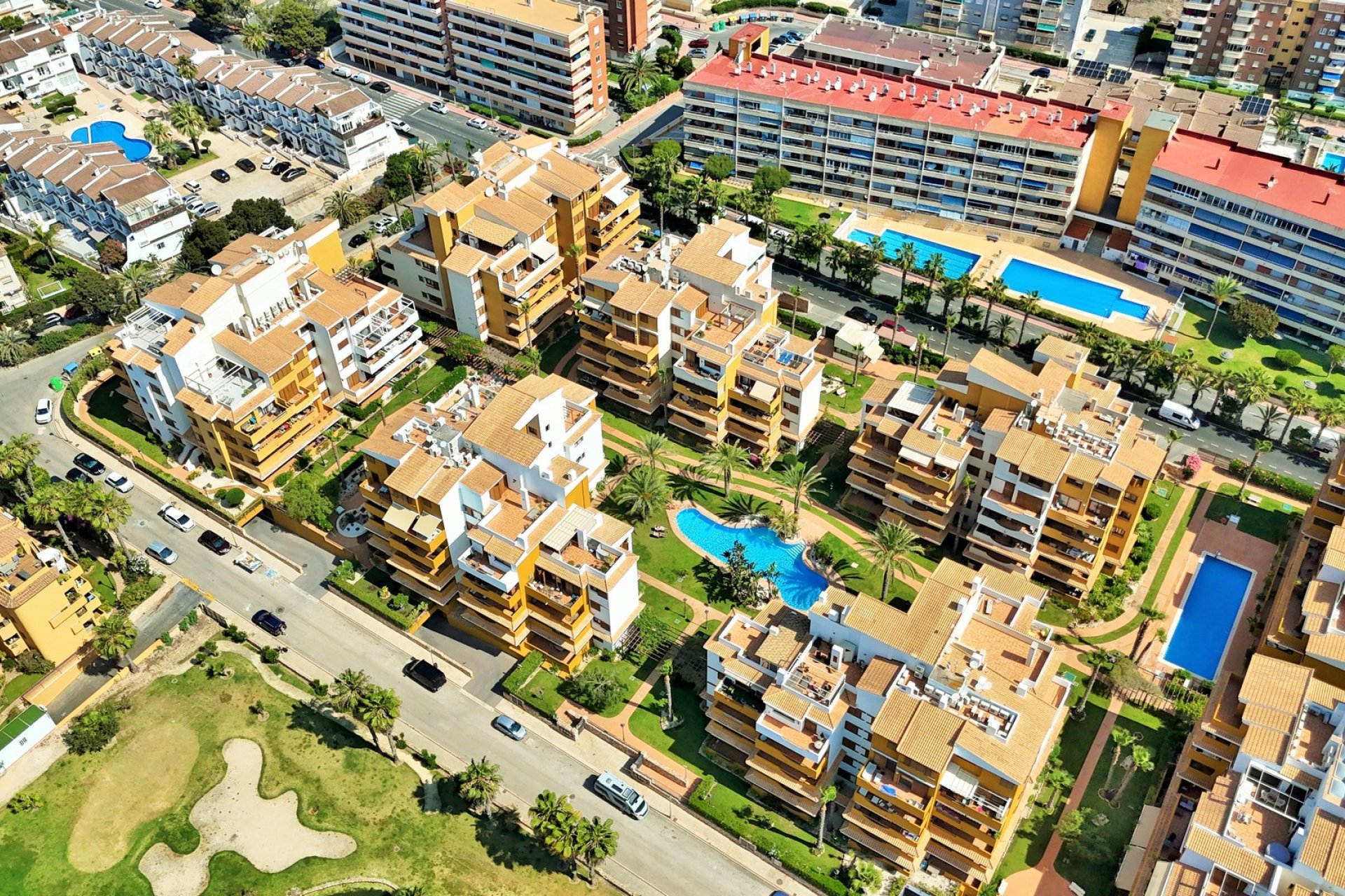 Resale - Apartment -
Punta Prima