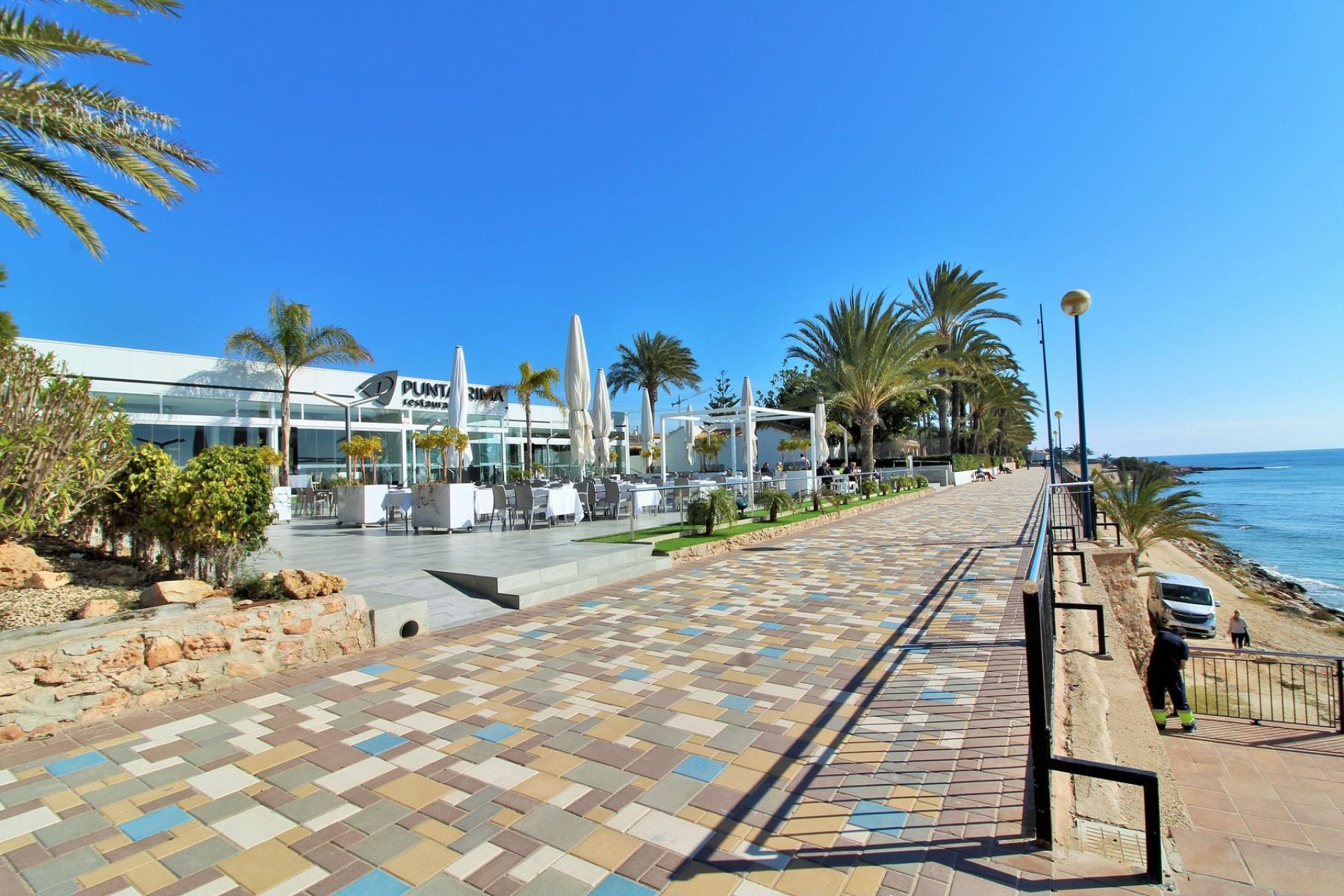 Resale - Apartment -
Punta Prima