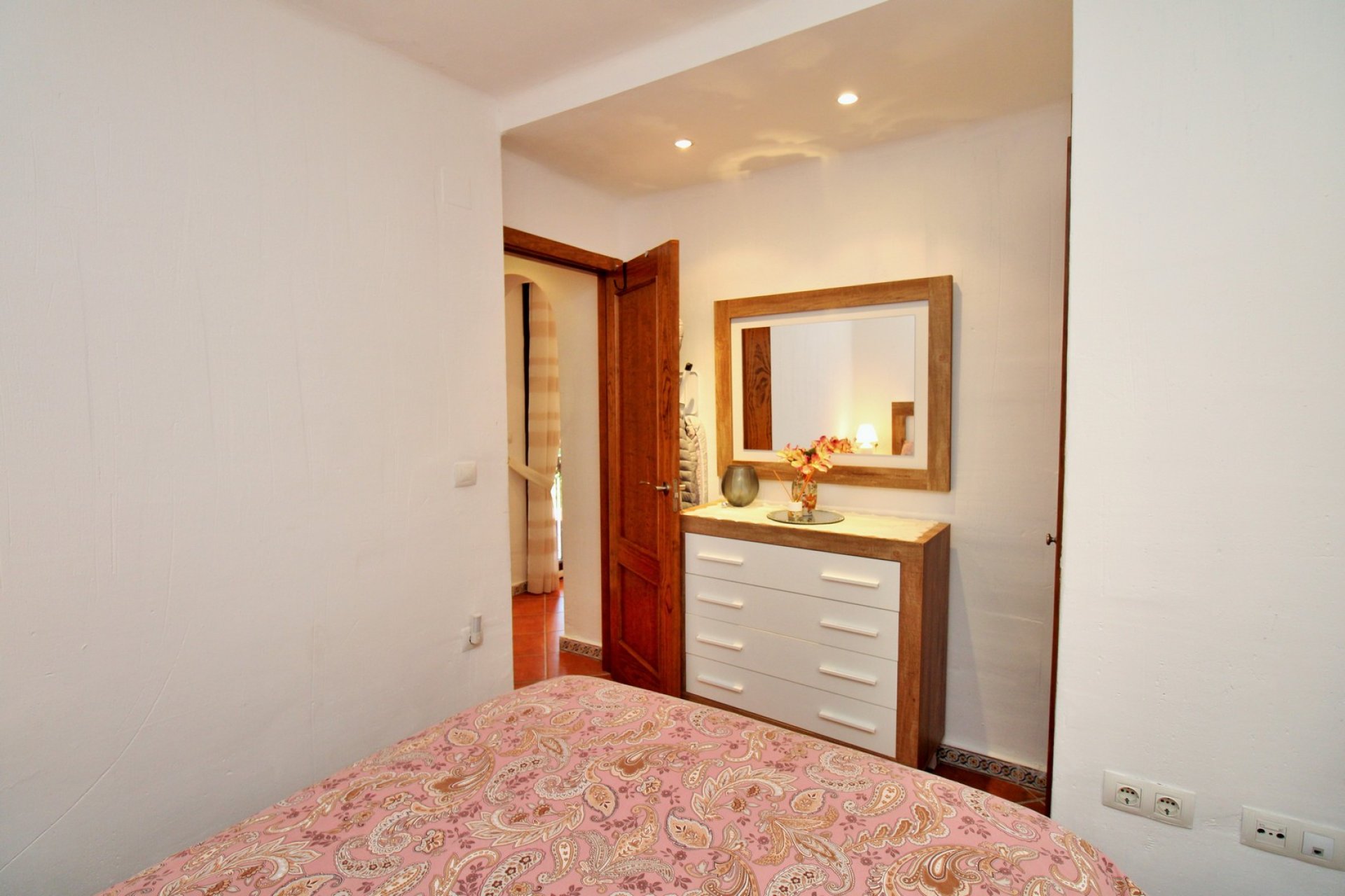 Resale - Apartment -
Punta Prima