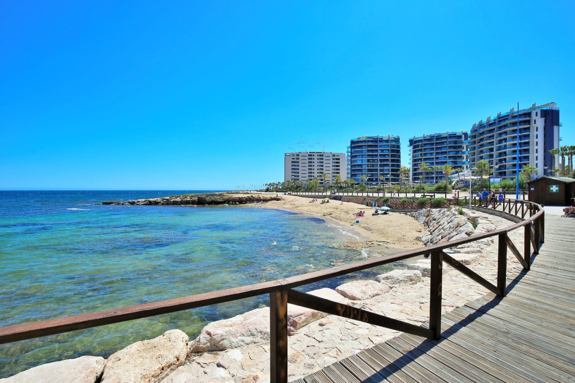 Resale - Apartment -
Punta Prima