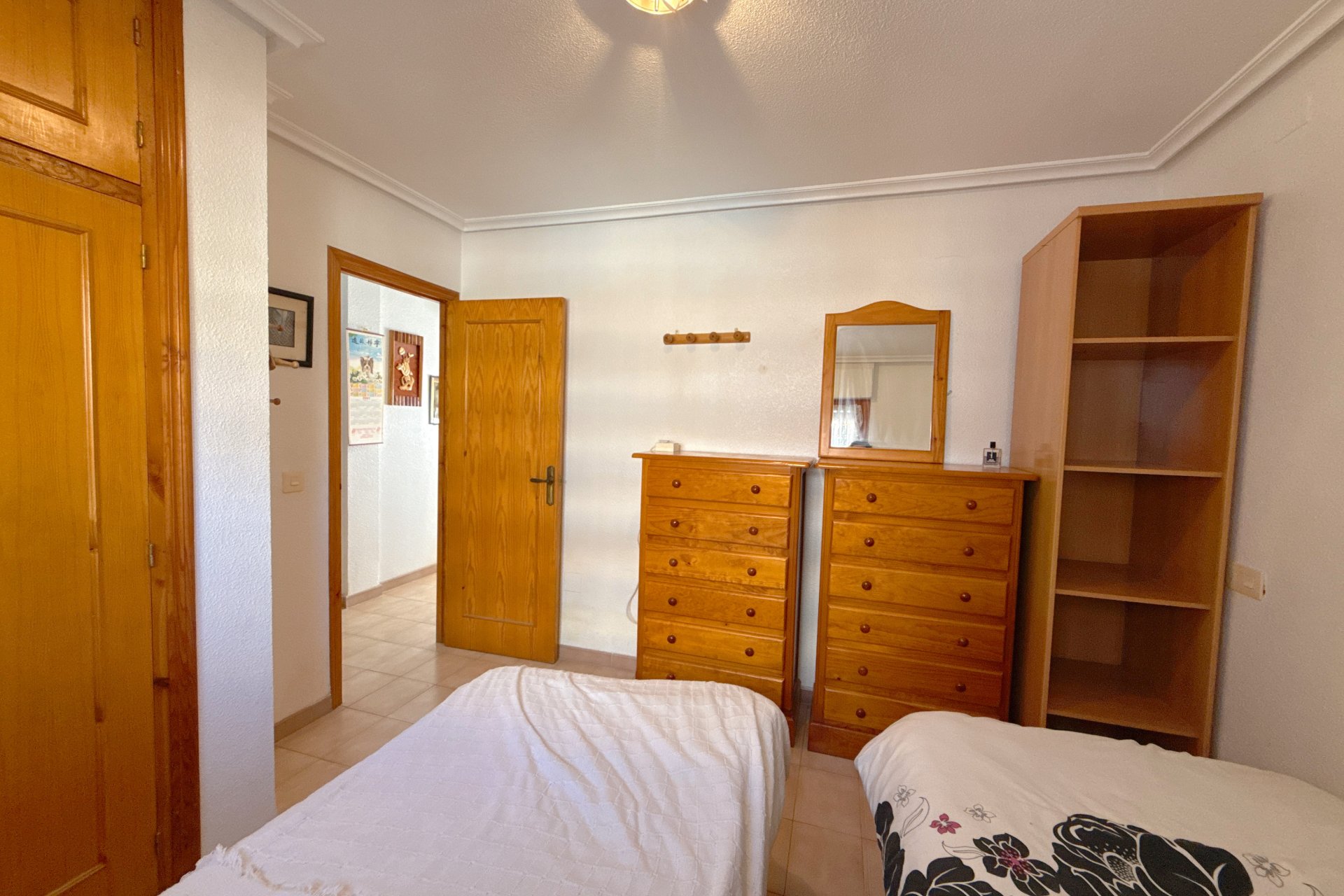 Resale - Apartment -
Punta Prima