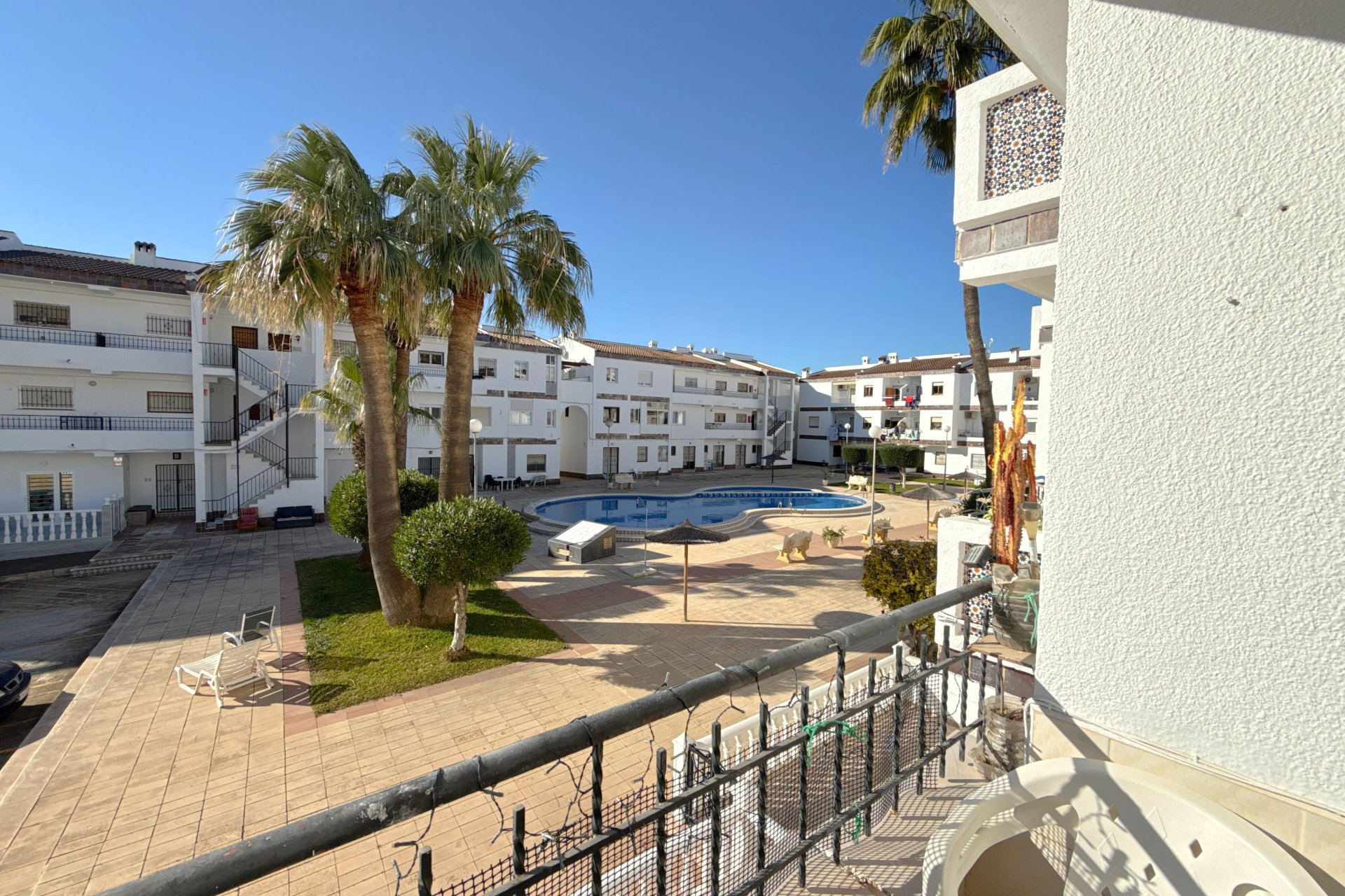 Resale - Apartment -
Punta Prima