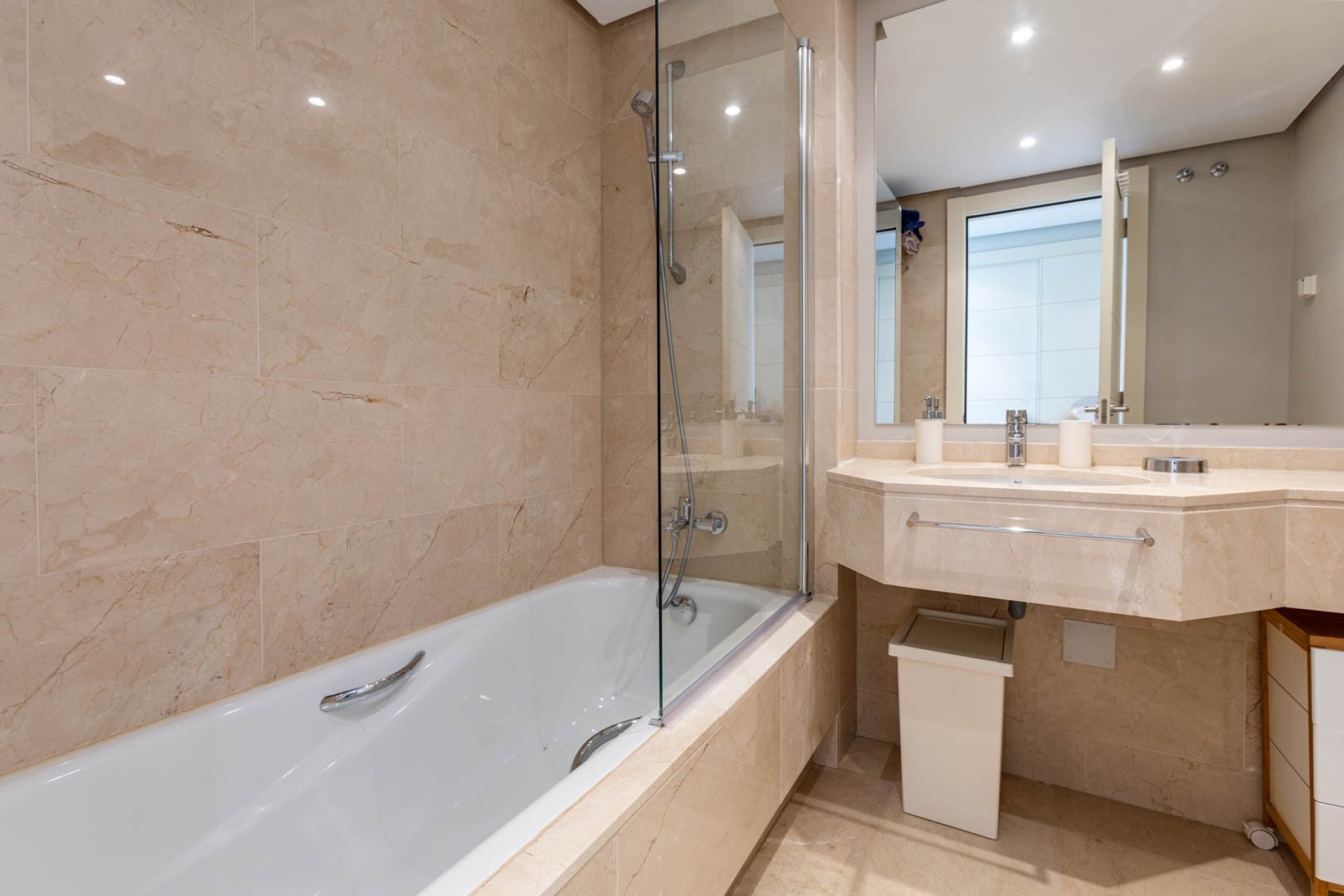 Resale - Apartment -
San Miguel de Salinas