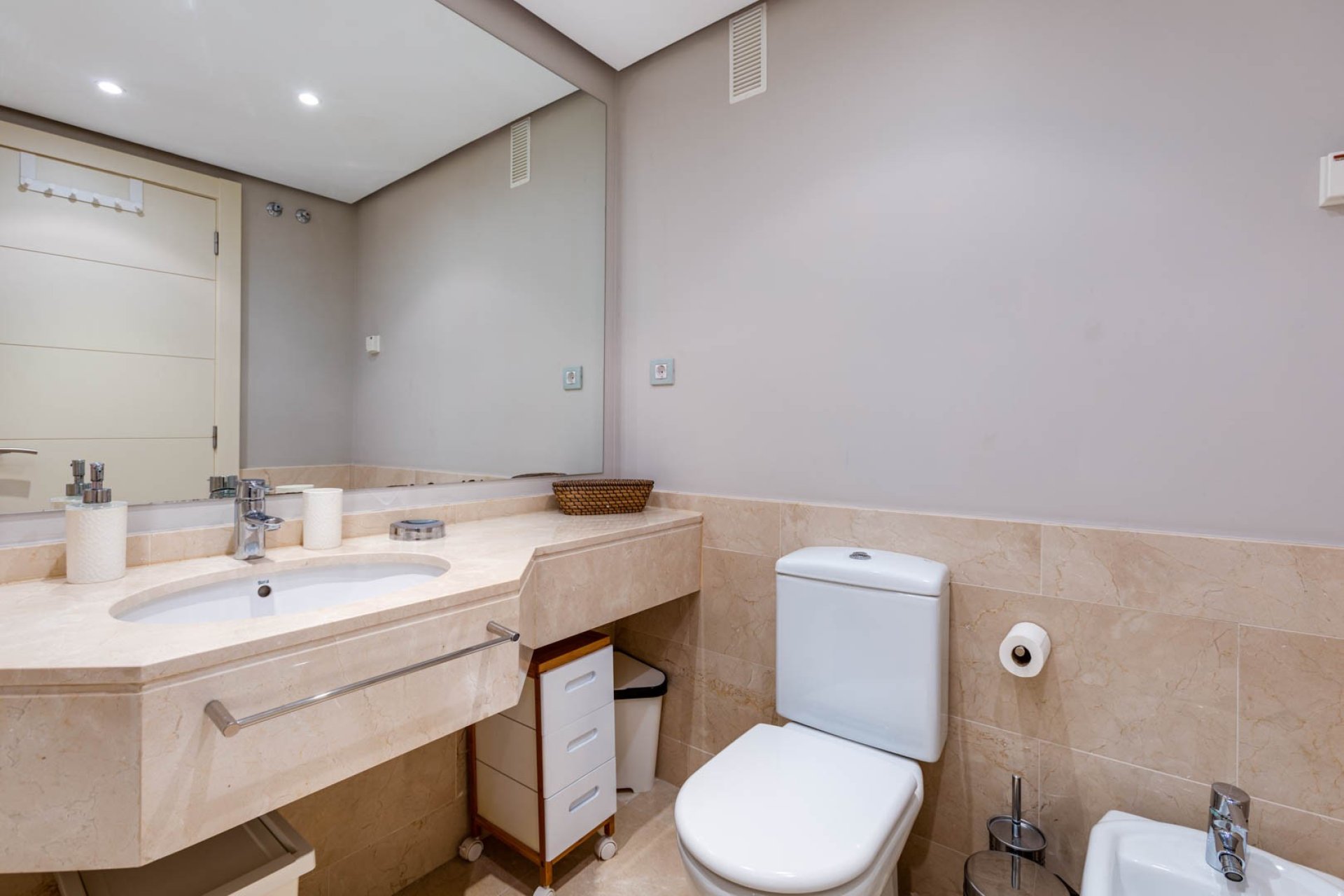 Resale - Apartment -
San Miguel de Salinas