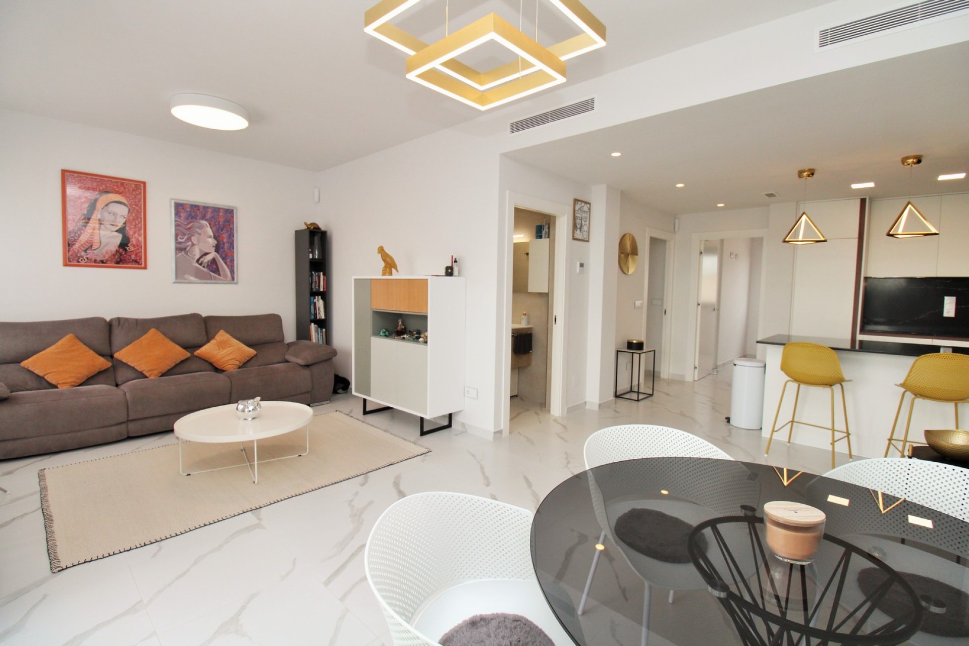 Resale - Apartment -
San Miguel de Salinas