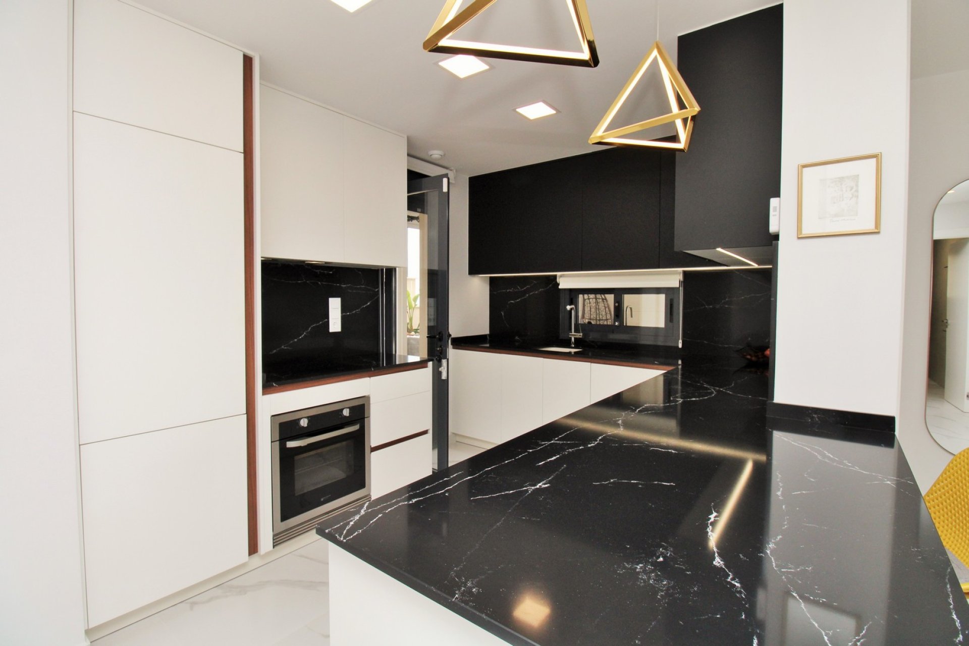 Resale - Apartment -
San Miguel de Salinas