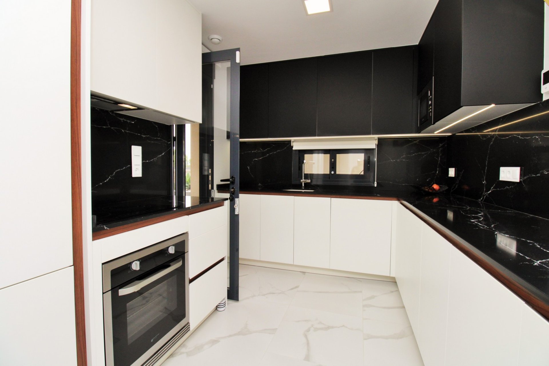 Resale - Apartment -
San Miguel de Salinas