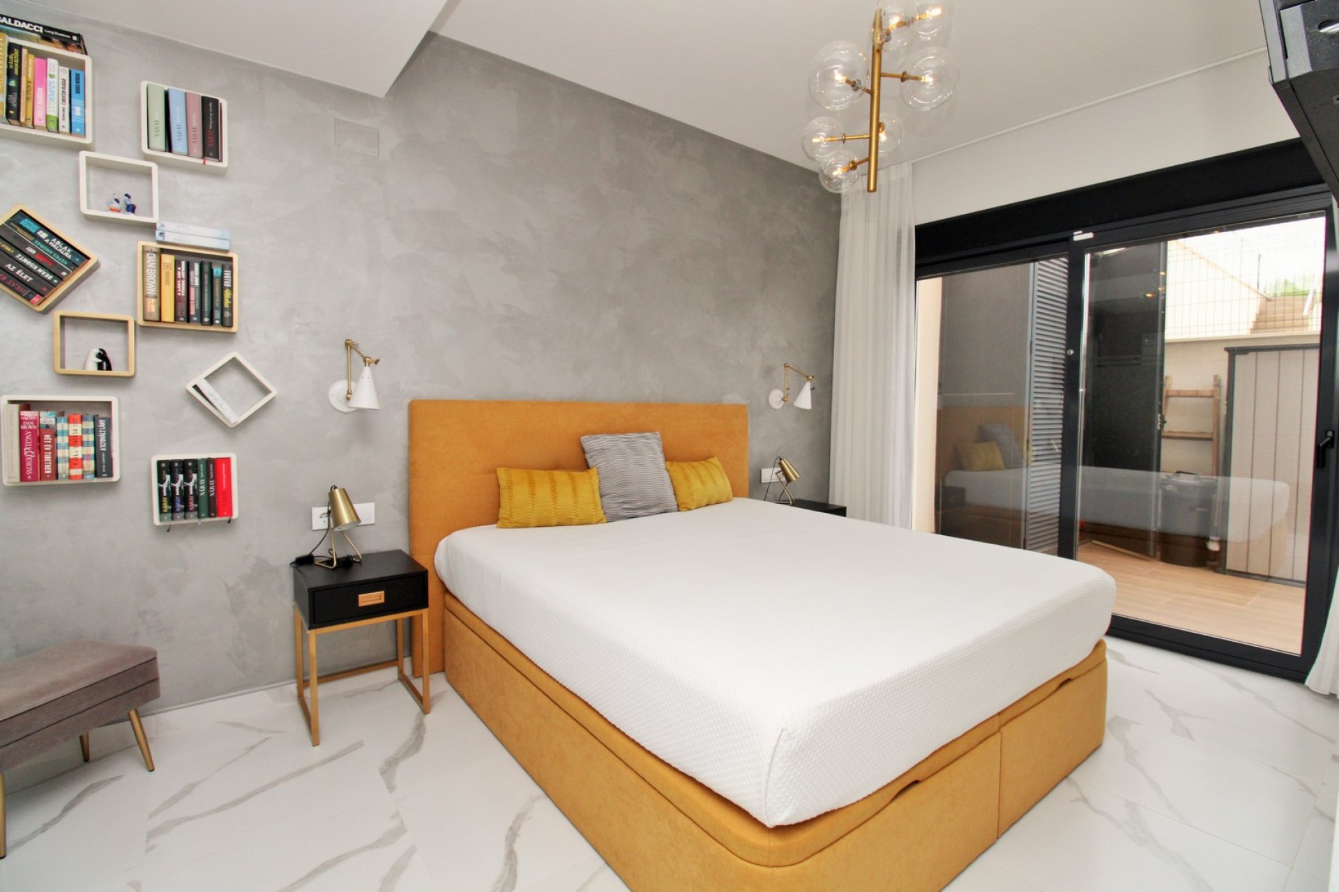 Resale - Apartment -
San Miguel de Salinas