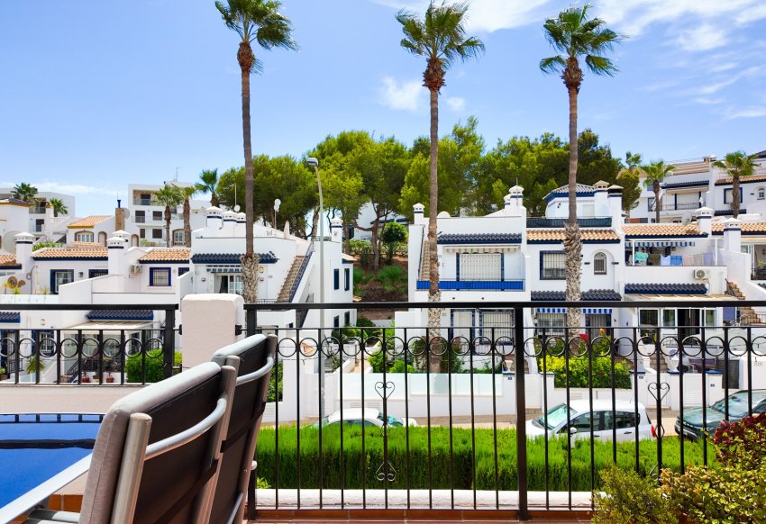 Resale - Apartment - Top Floor -
Orihuela Costa - Villamartín