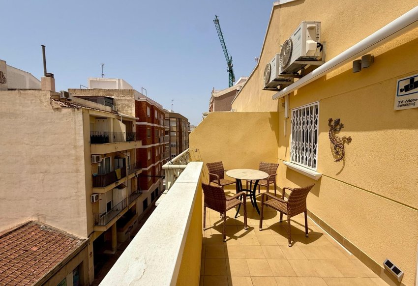 Resale - Apartment -
Torrevieja
