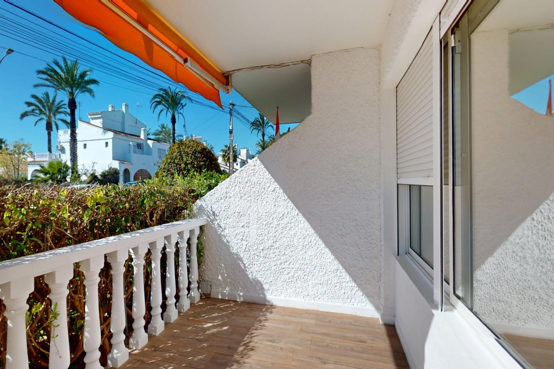 Resale - Apartment -
Villamartín - Costa Blanca