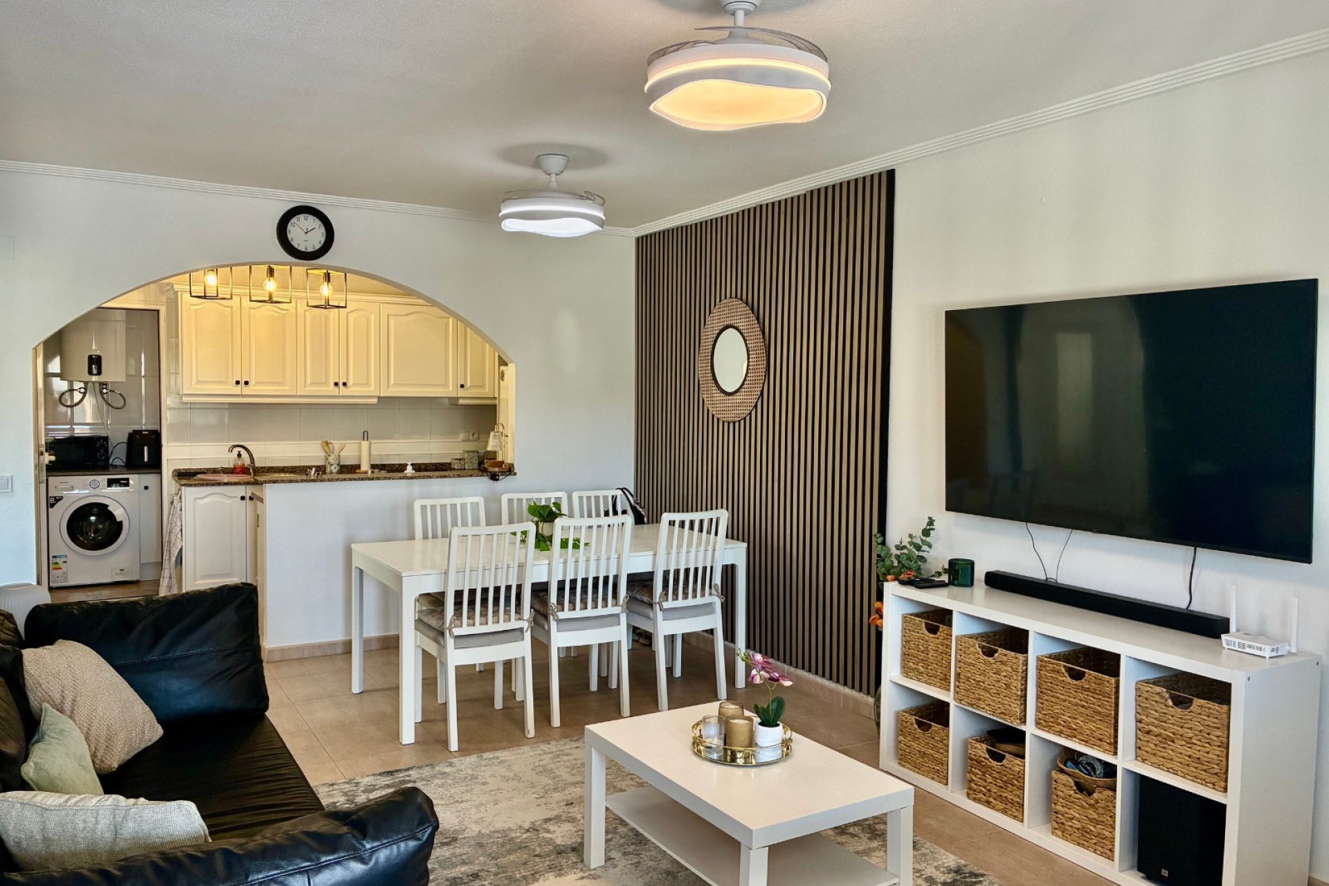 Resale - Apartment -
Villamartín - La Andaluza