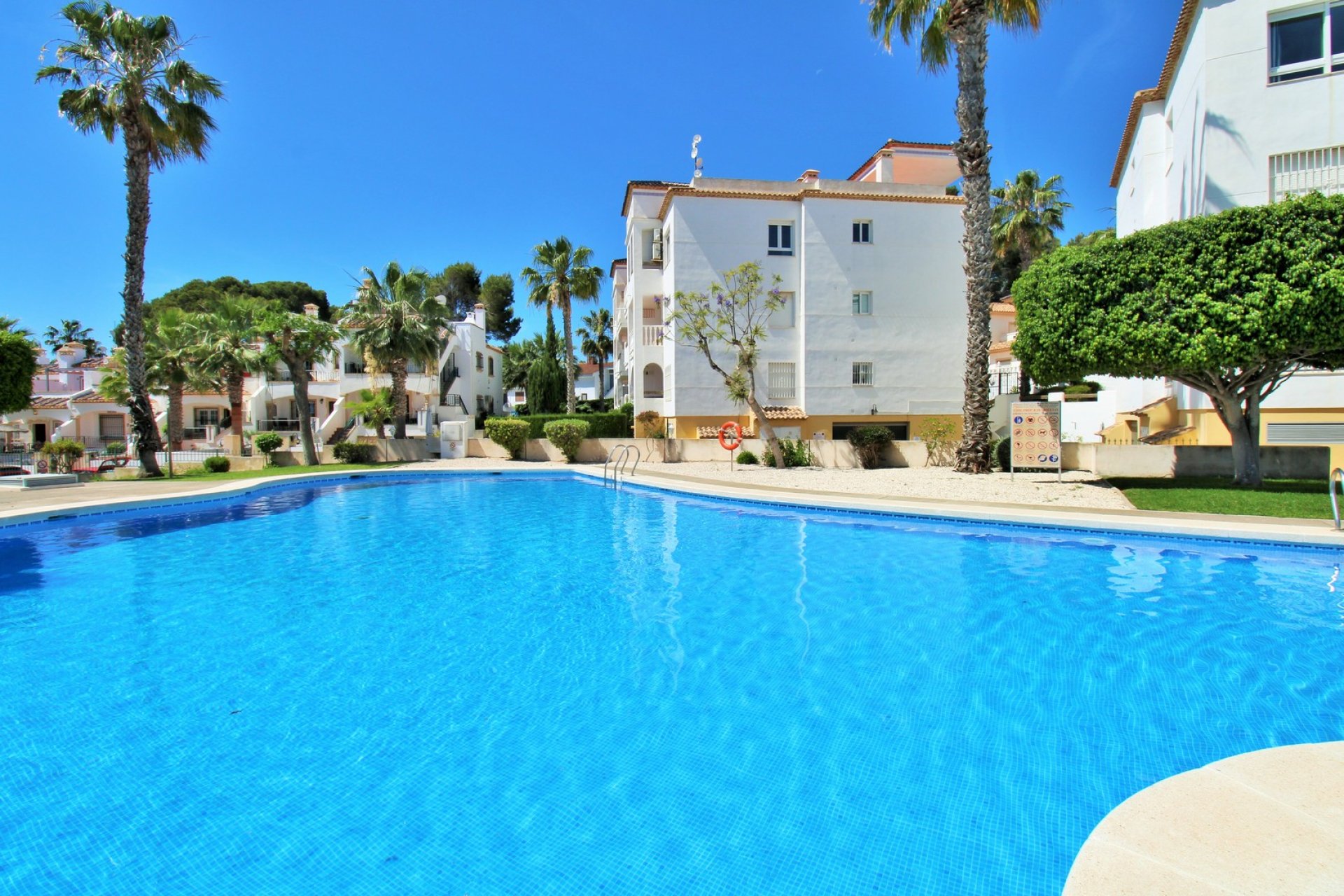 Resale - Apartment -
Villamartín - Las Violetas