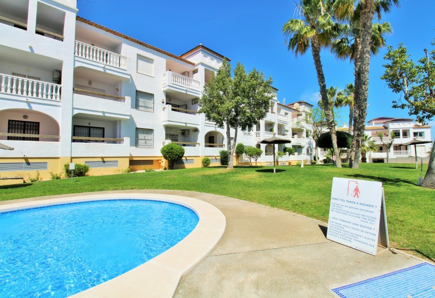 Resale - Apartment -
Villamartín - Las Violetas